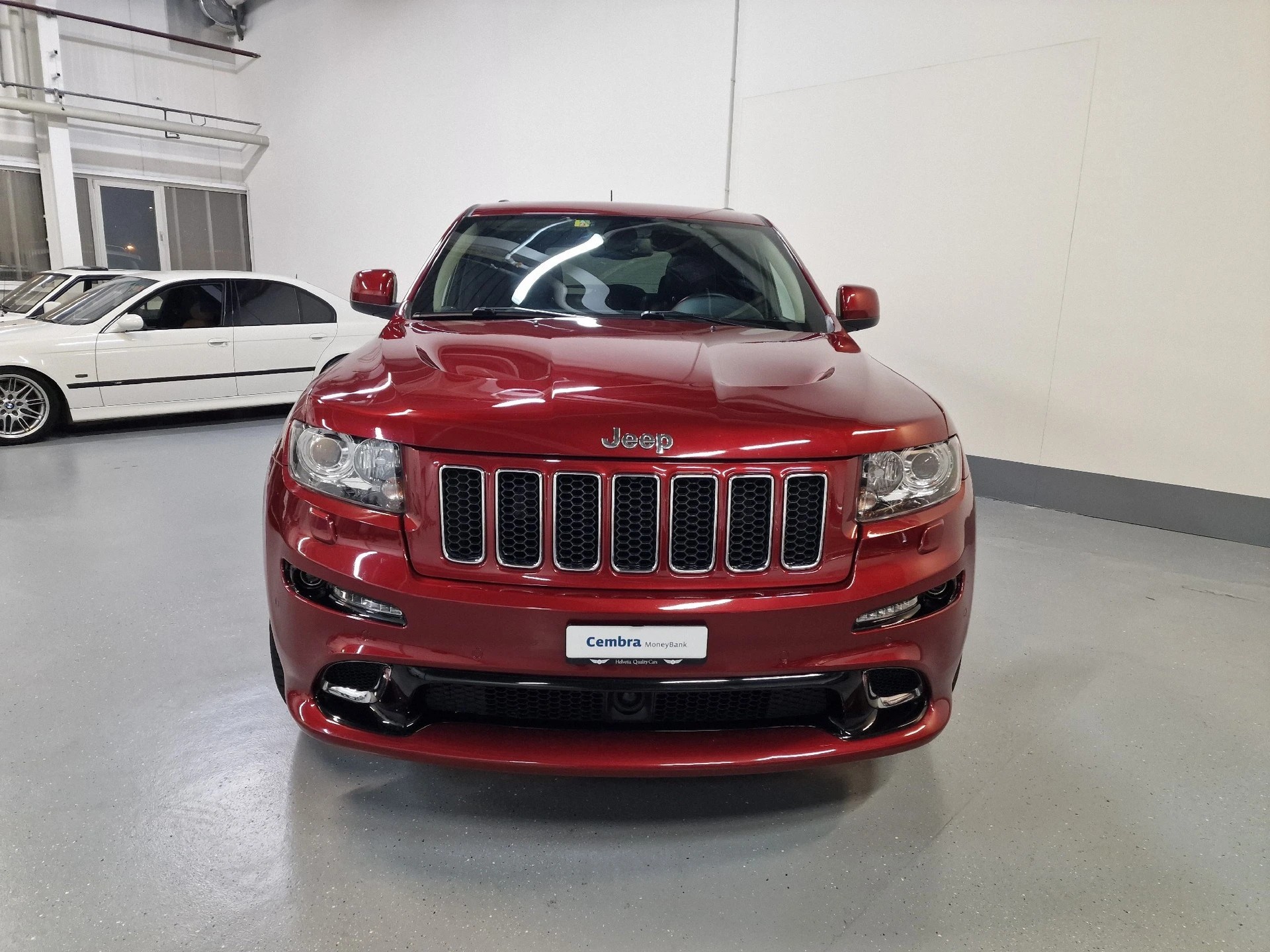 JEEP Grand Cherokee 6.4 SRT8 Automatic-showroom-element-3