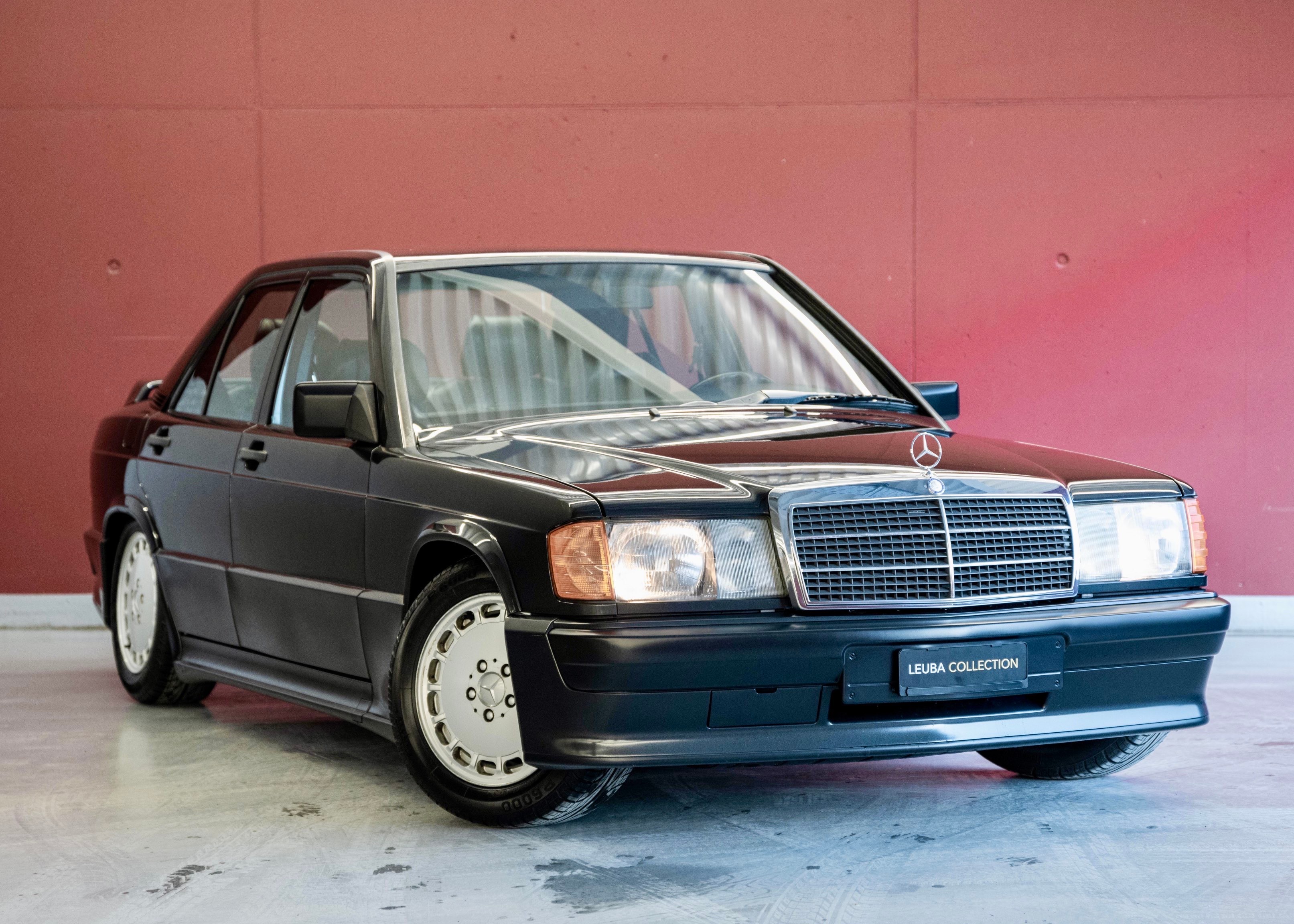 Photo MERCEDES-BENZ 190 190 E 2.3-16 (Swiss car, 2nd hand, 1st paint)