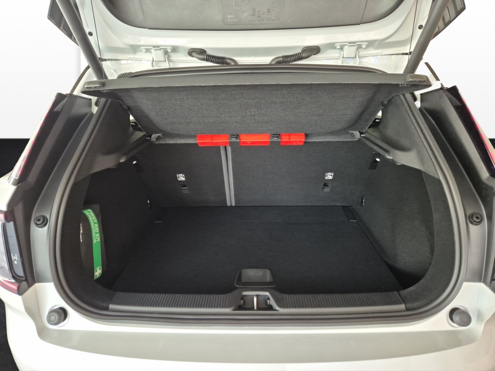 VOLVO EX 30 E60 Twin Plus Performance AWD-image-14
