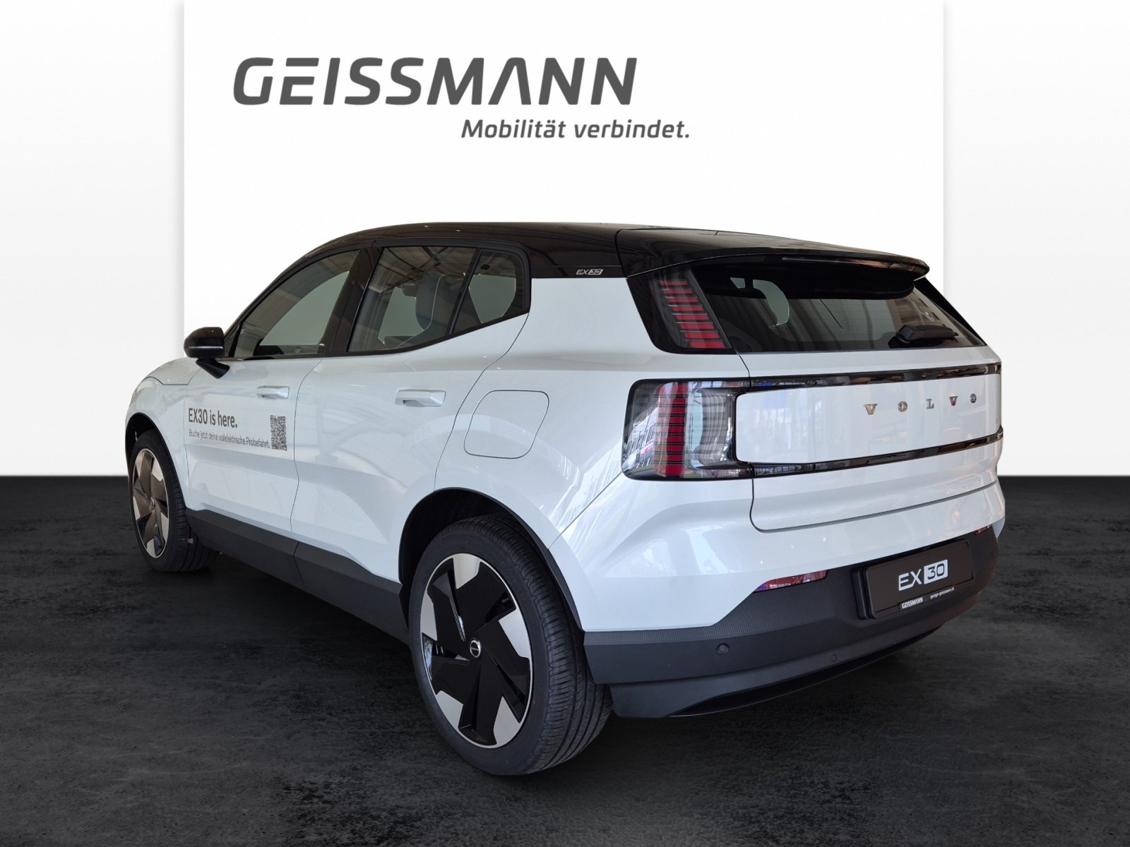 VOLVO EX 30 E60 Twin Plus Performance AWD-image-4