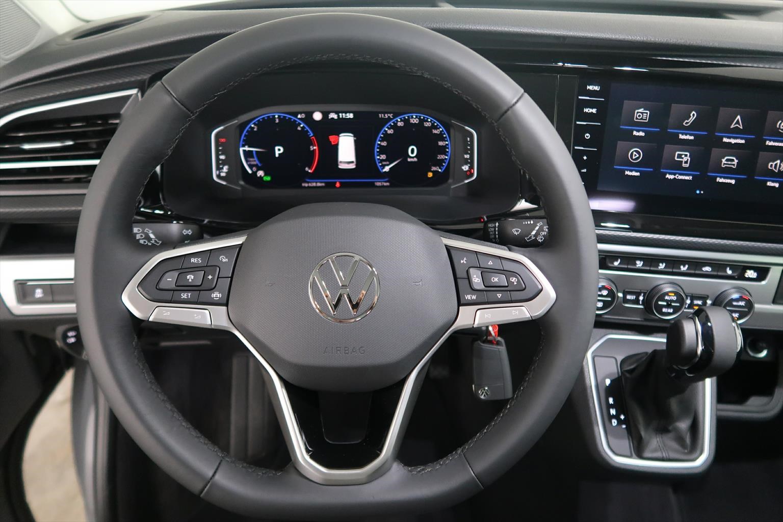 VW T6.1 Multivan Edition 2.0 TDI 4Motion DSG-image-8