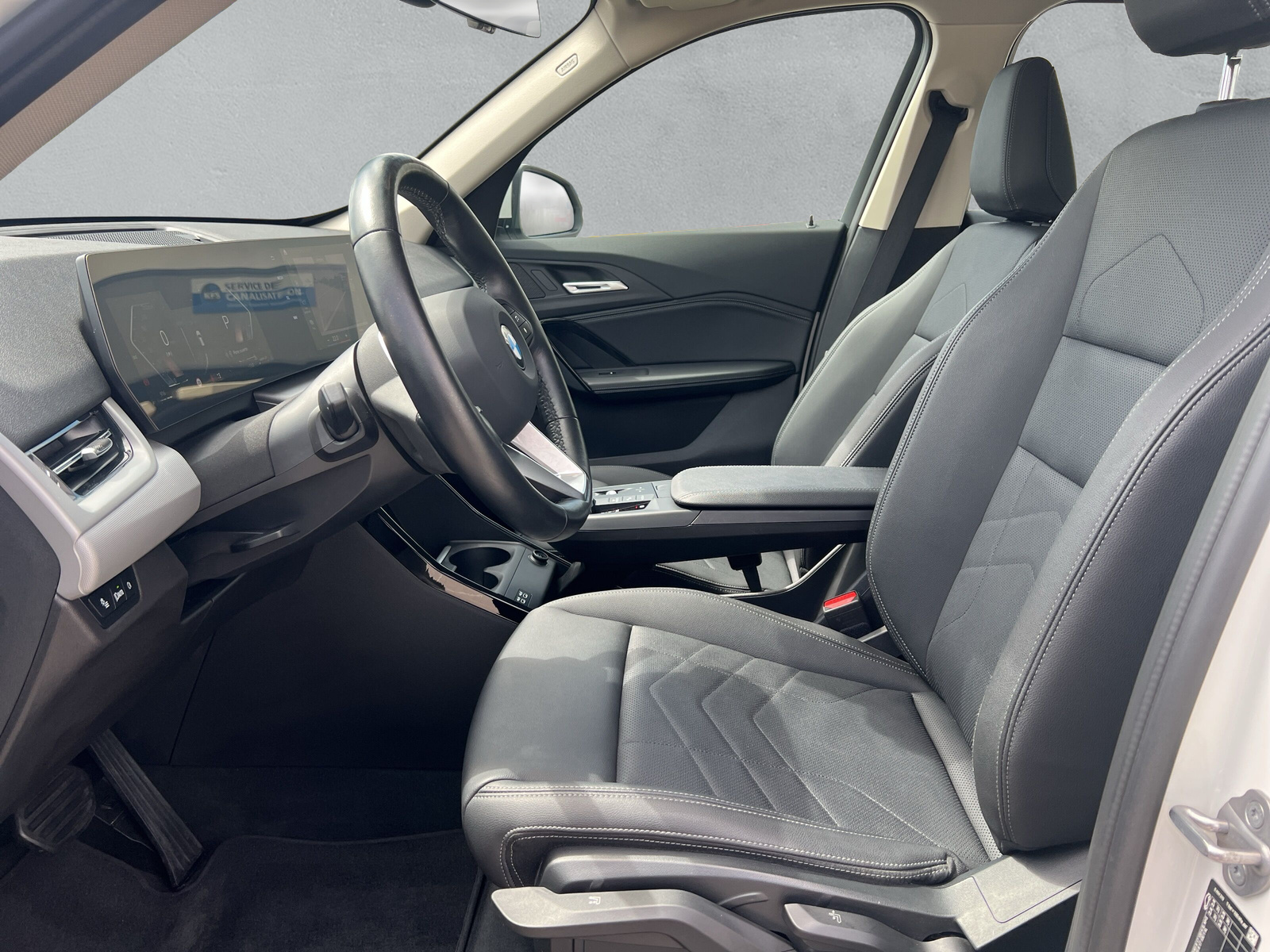 BMW X1 sDrive 18d-image-28