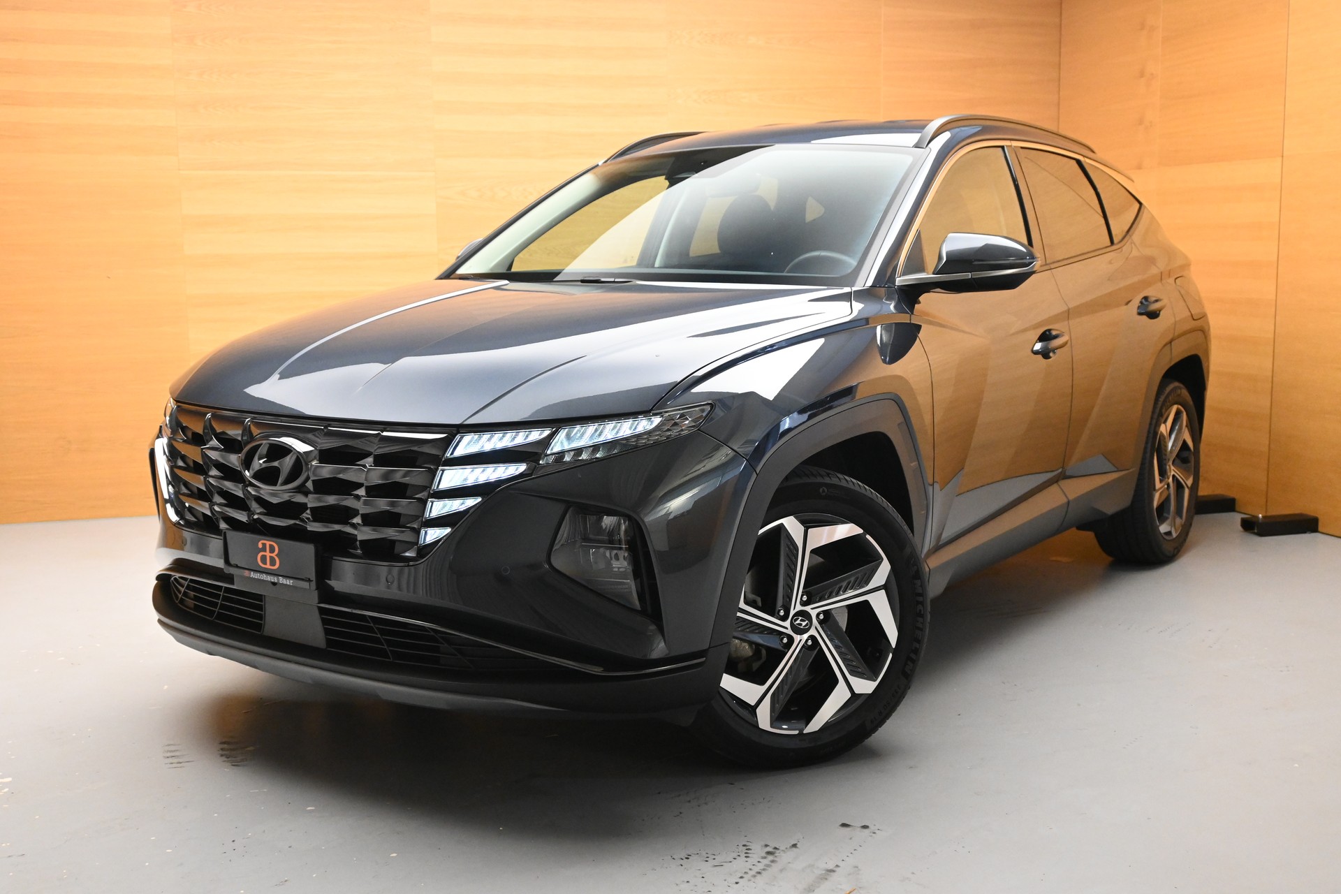 HYUNDAI Tucson 1.6 TGDI HEV Amplia 2WD