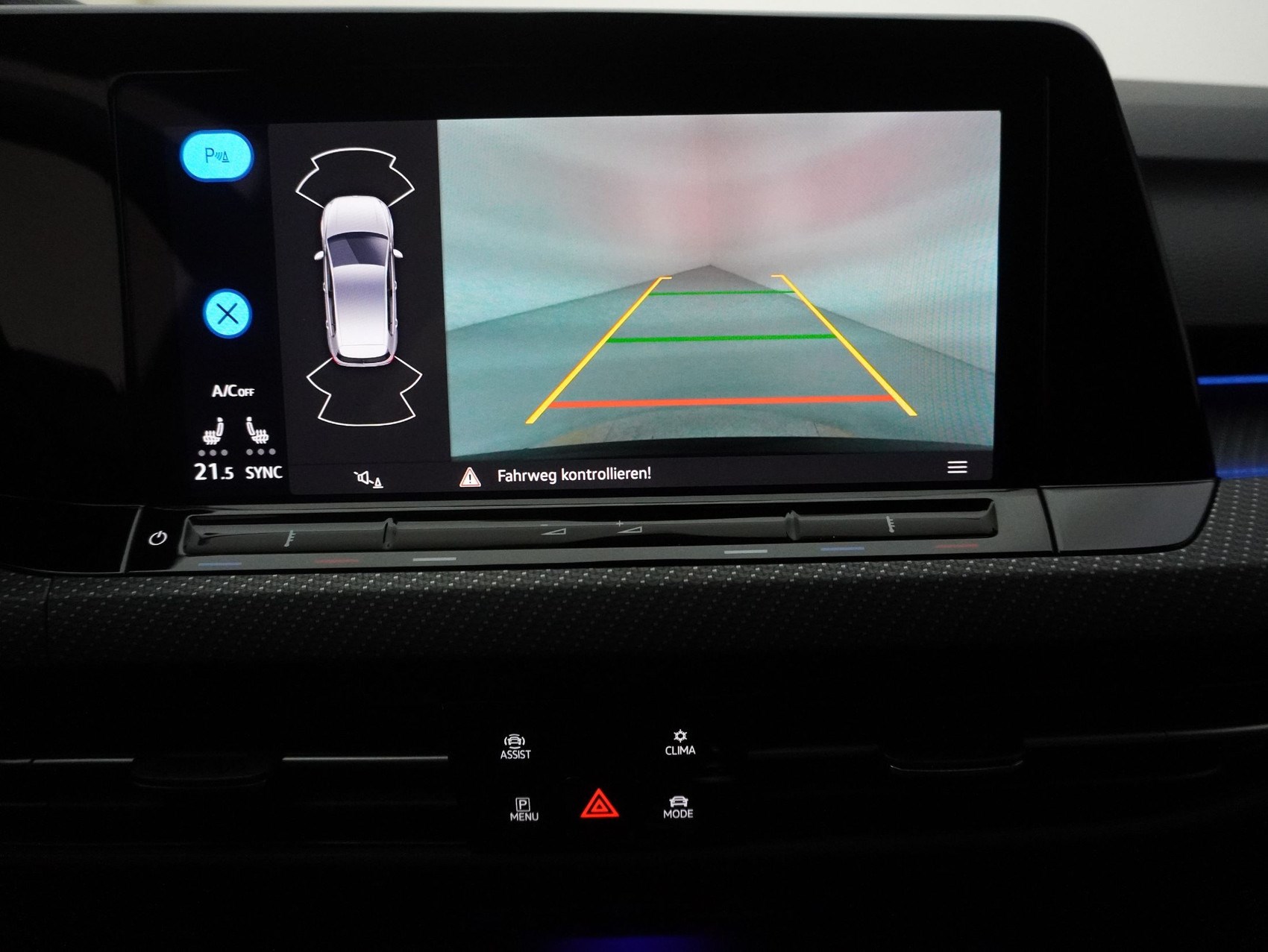 VW GOLF 8 2.0 TSI DSG R-Line Black Style 4Motion-image-16