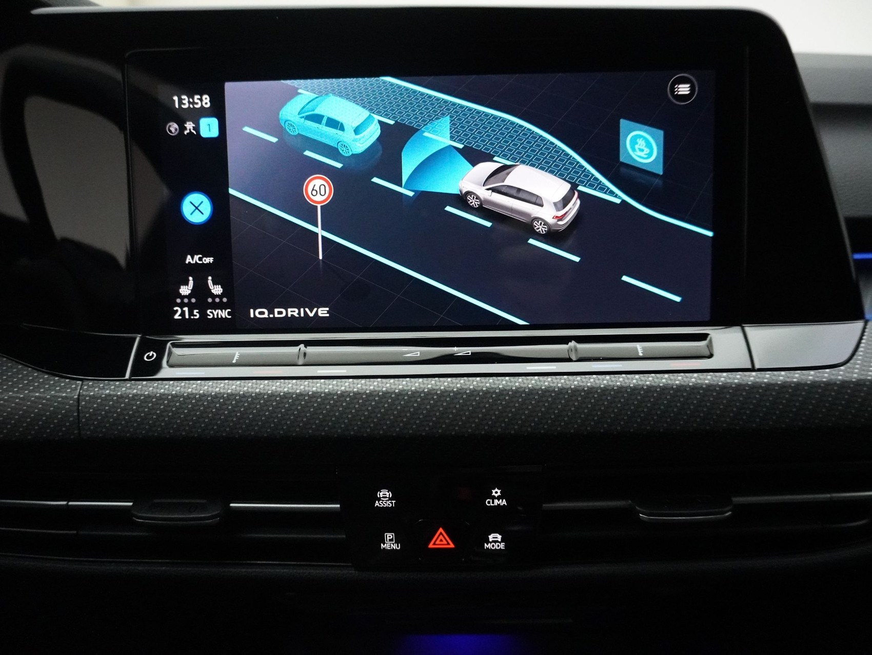 VW GOLF 8 2.0 TSI DSG R-Line Black Style 4Motion-image-19