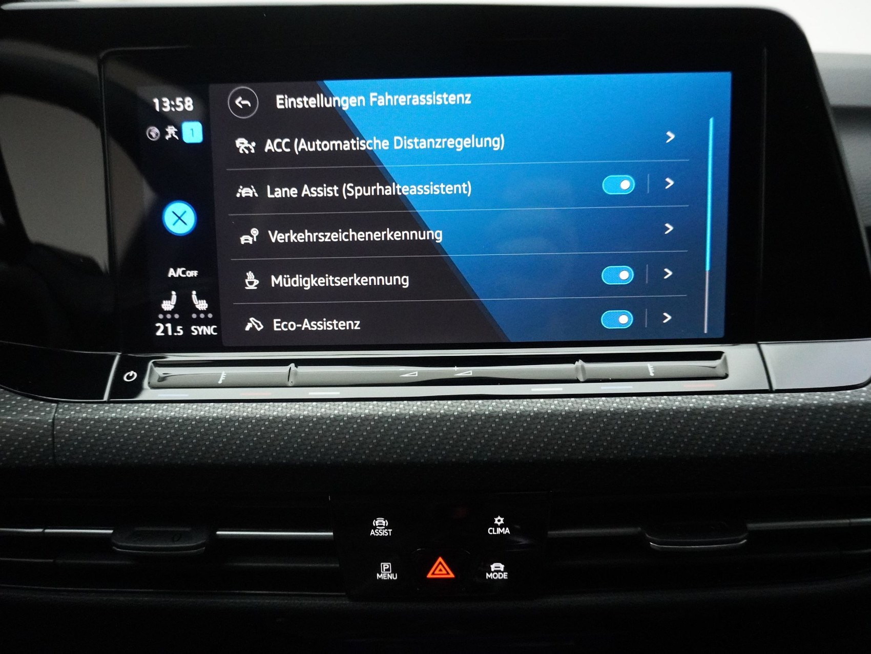 VW GOLF 8 2.0 TSI DSG R-Line Black Style 4Motion-image-20