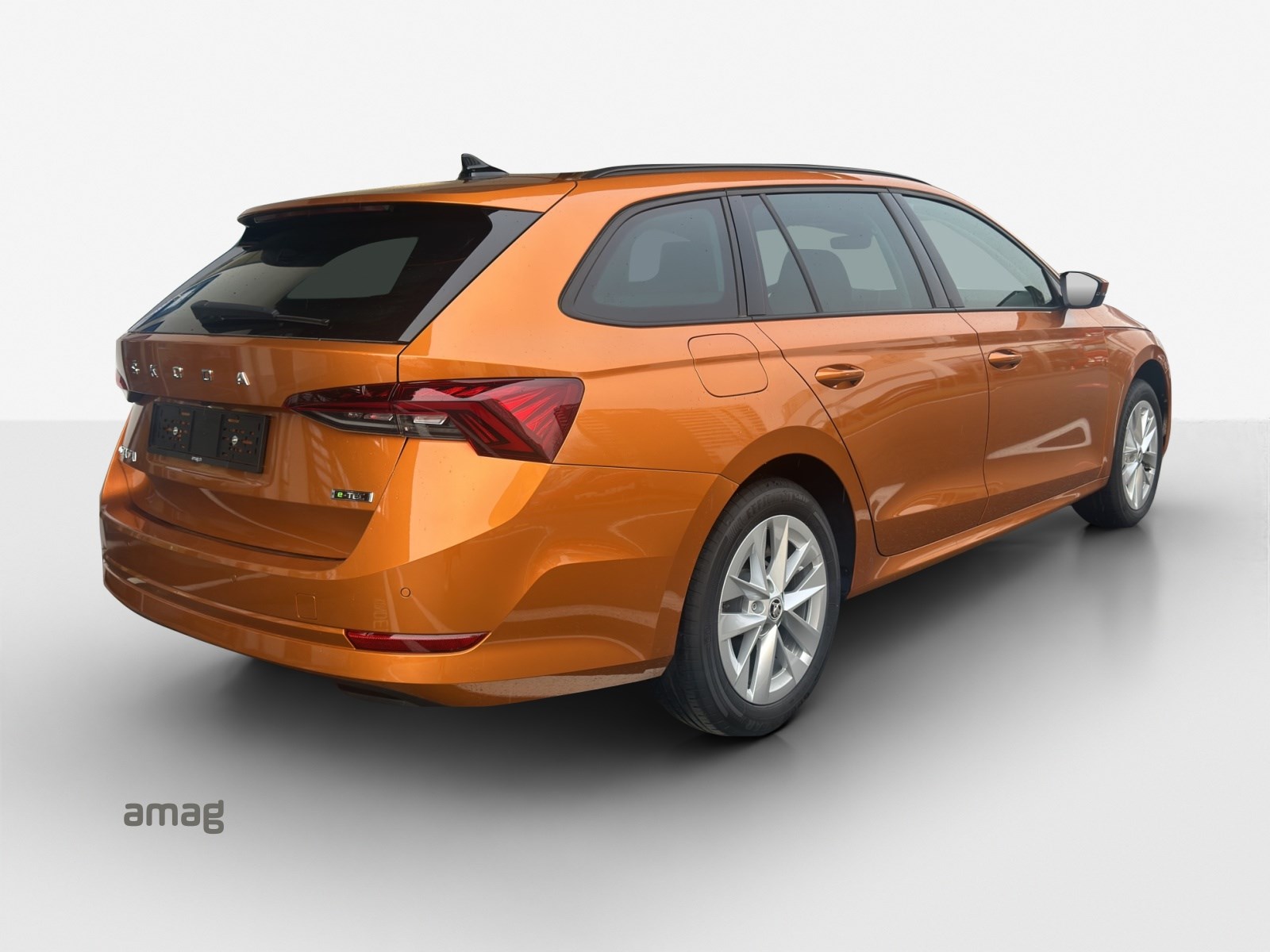 SKODA Octavia Combi 1.5 TSI mHEV DSG Ambition-image-4