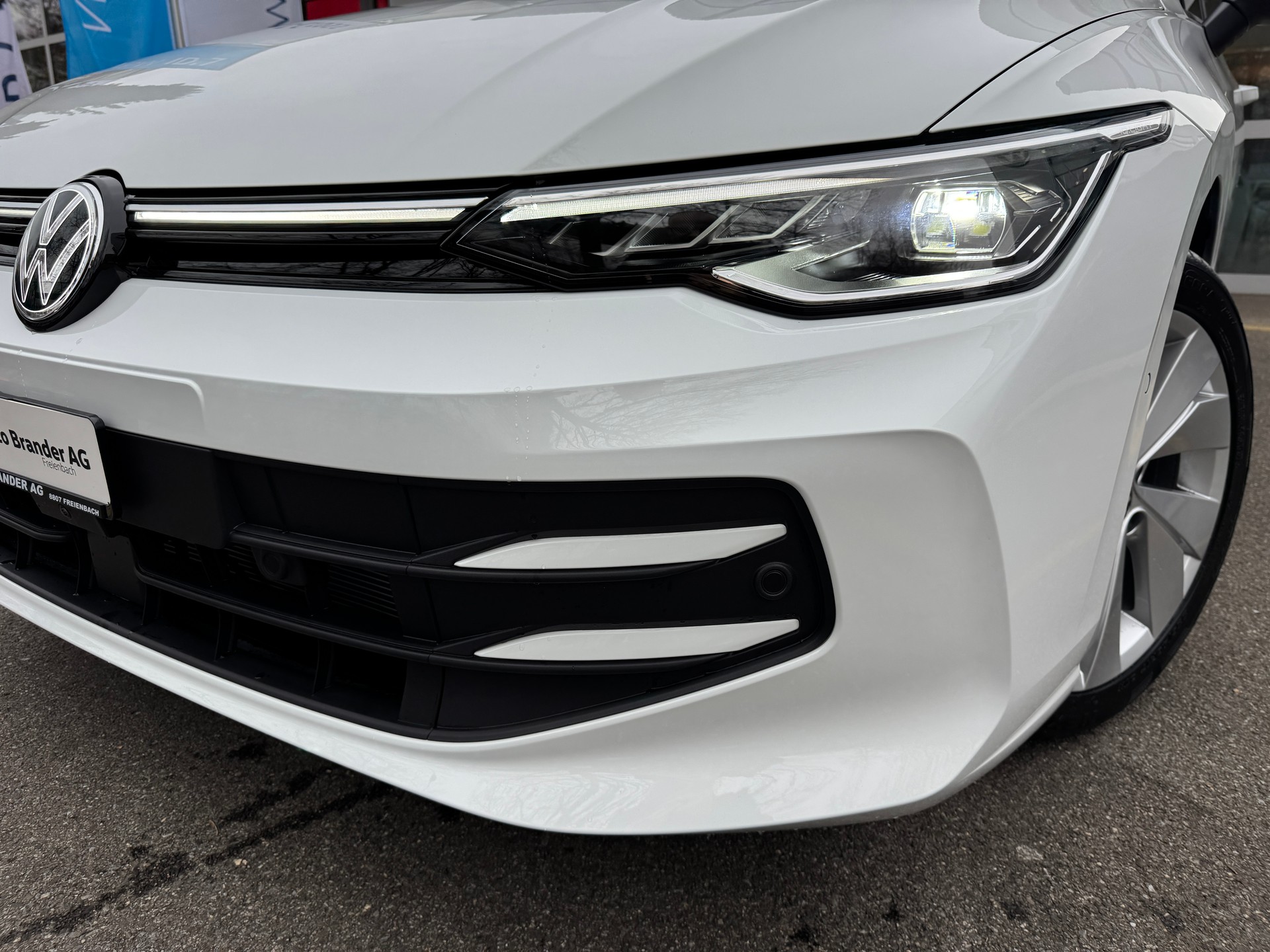 VW Golf 1.5 e TSI mHEV United DSG-showroom-element-2