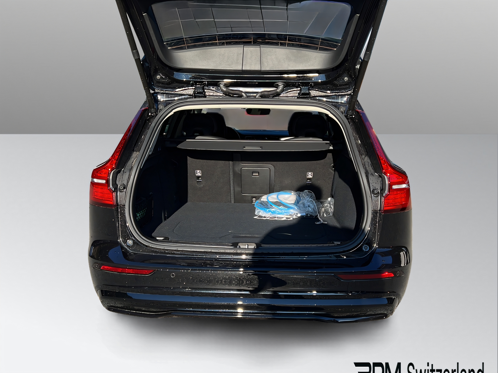 Image VOLVO V60 V60 2.0 T8 TE Ultra Dark eAWD