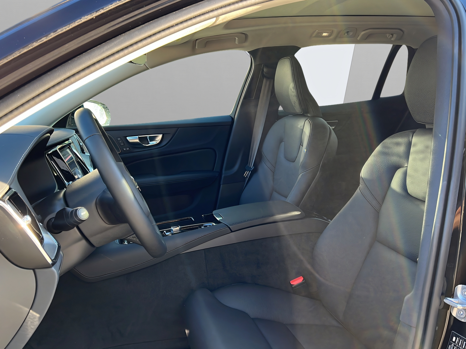 Image VOLVO V60 V60 2.0 T8 TE Ultra Dark eAWD