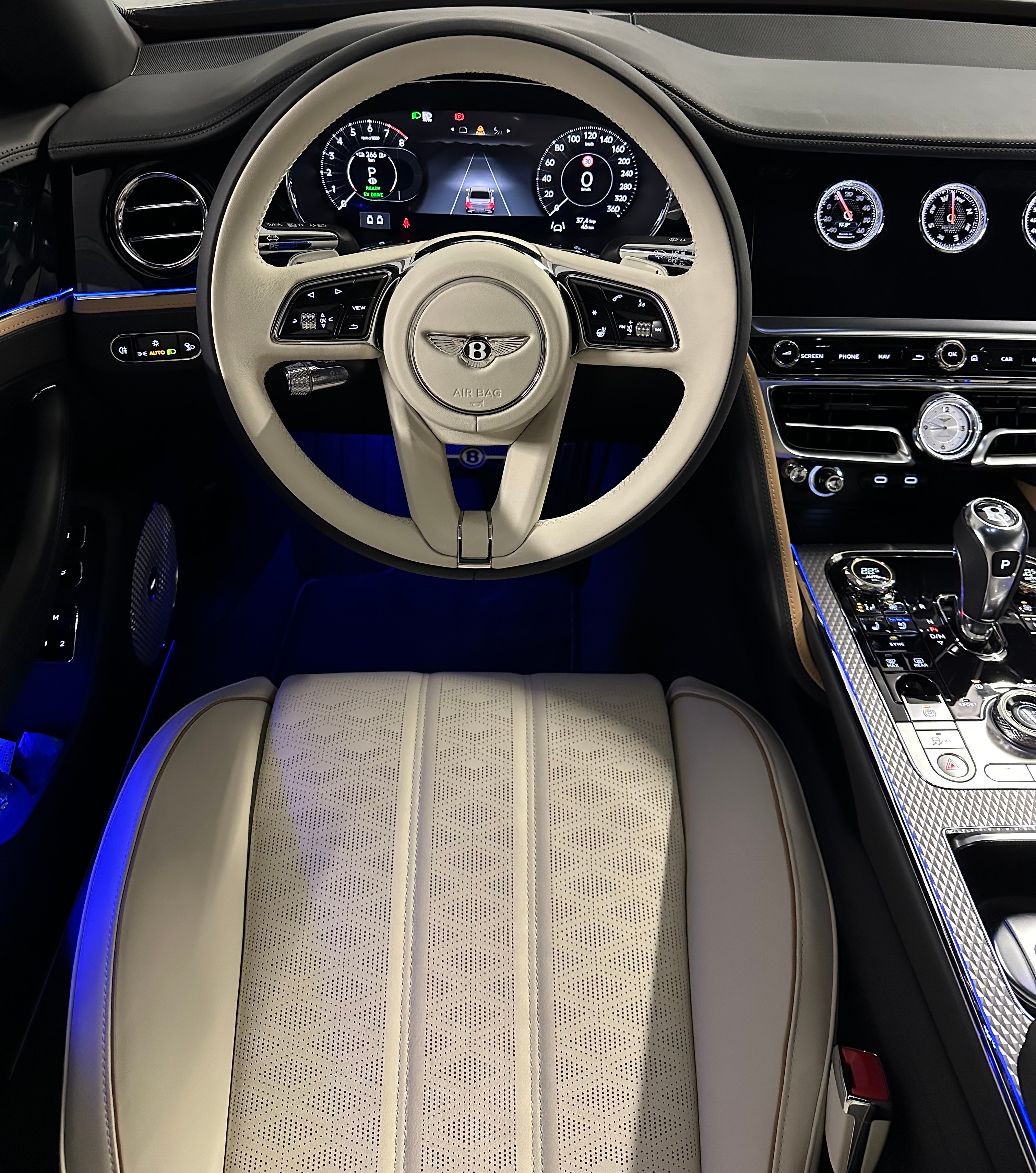 Image BENTLEY FLYING-SPUR FLYING SPUR V8 Mulliner 782 Ch