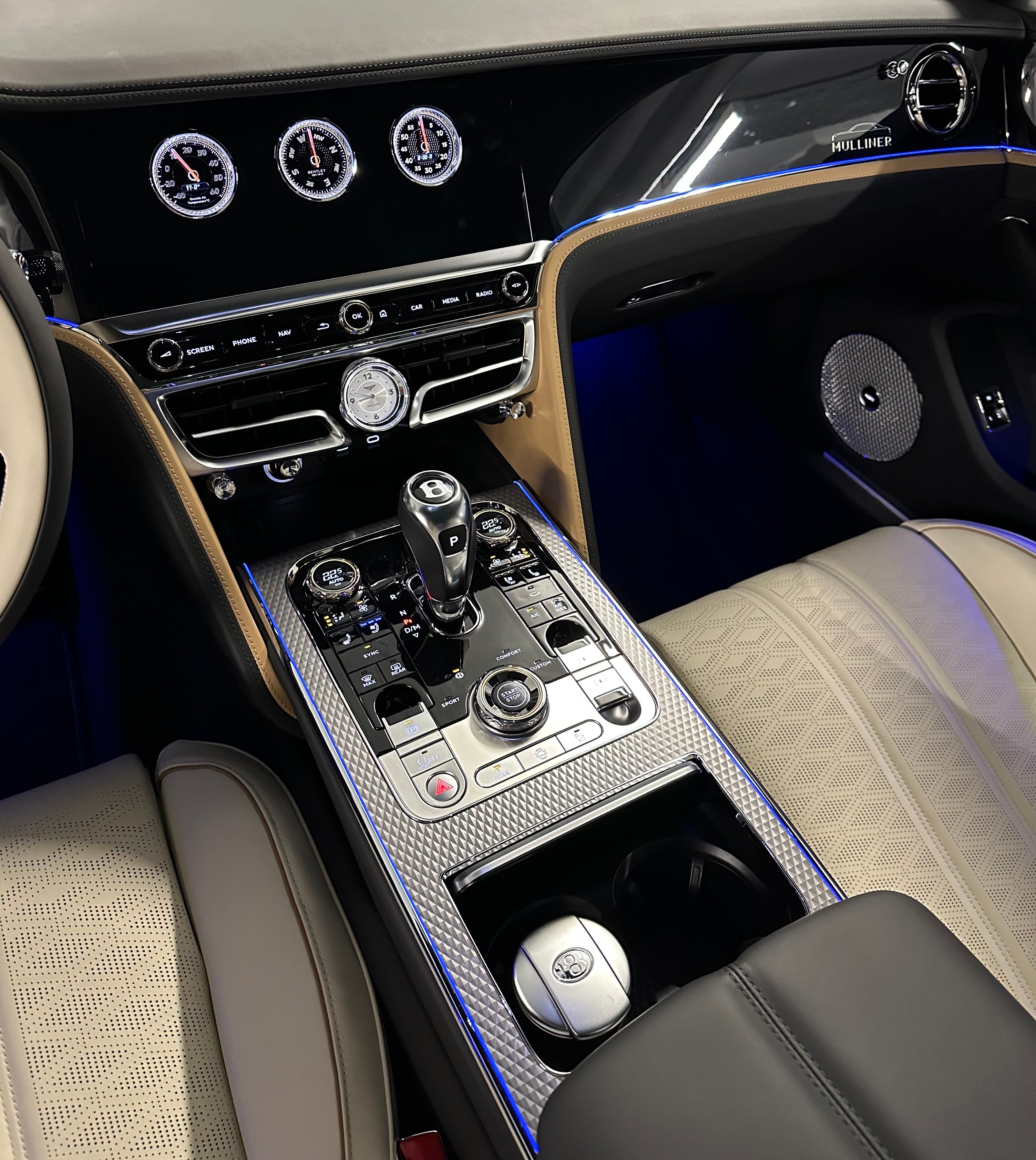 Image BENTLEY FLYING-SPUR FLYING SPUR V8 Mulliner 782 Ch