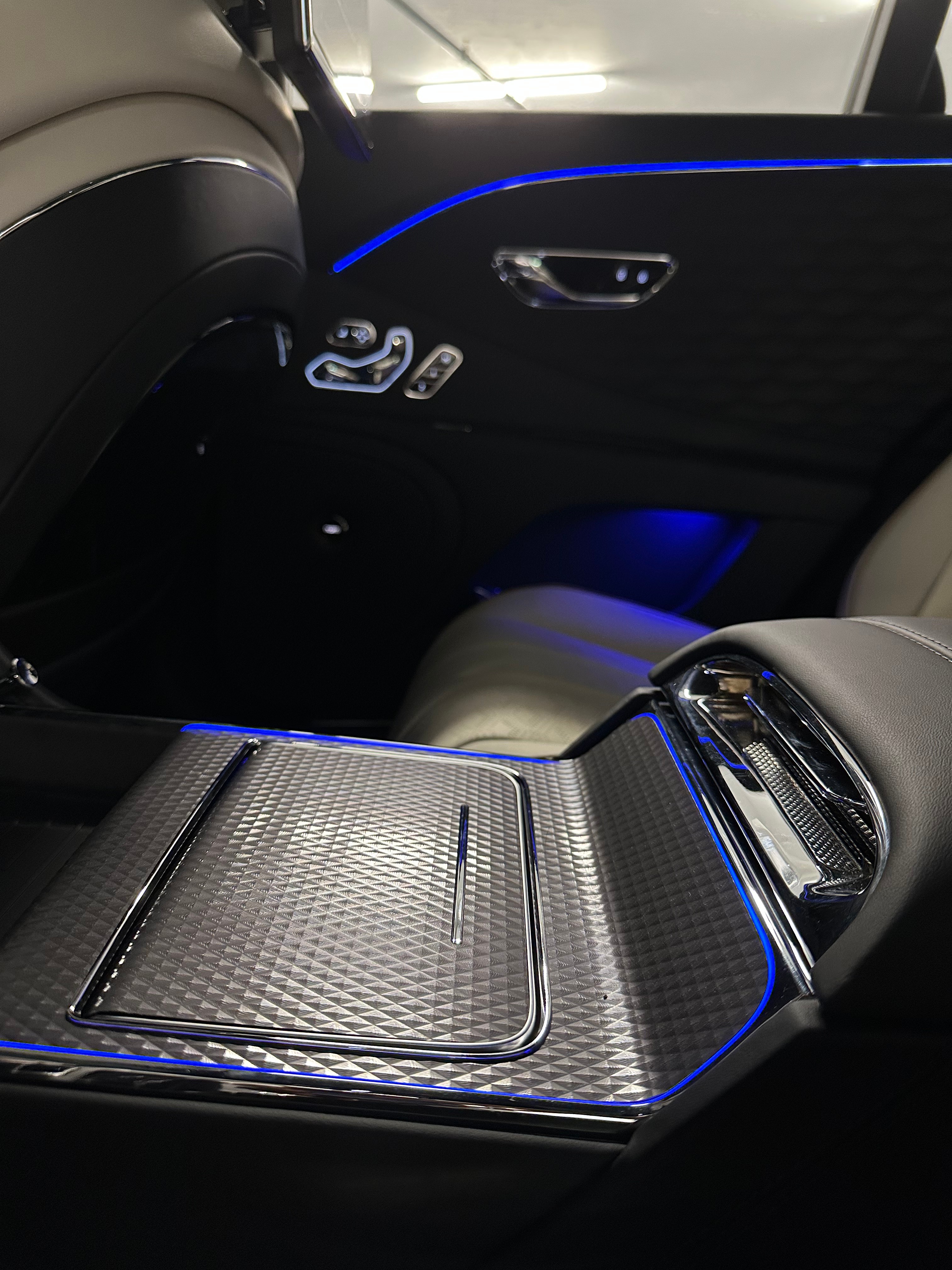 Image BENTLEY FLYING-SPUR FLYING SPUR V8 Mulliner 782 Ch