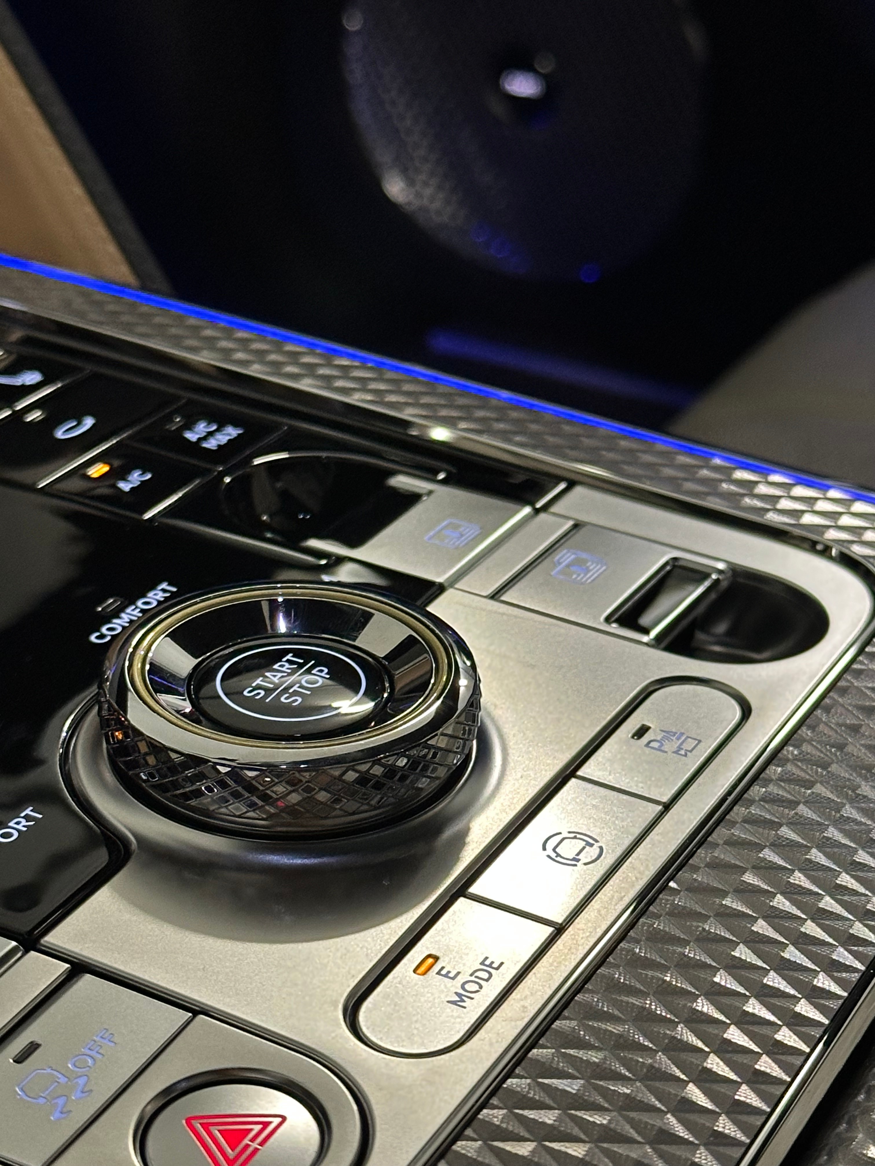 Image BENTLEY FLYING-SPUR FLYING SPUR V8 Mulliner 782 Ch