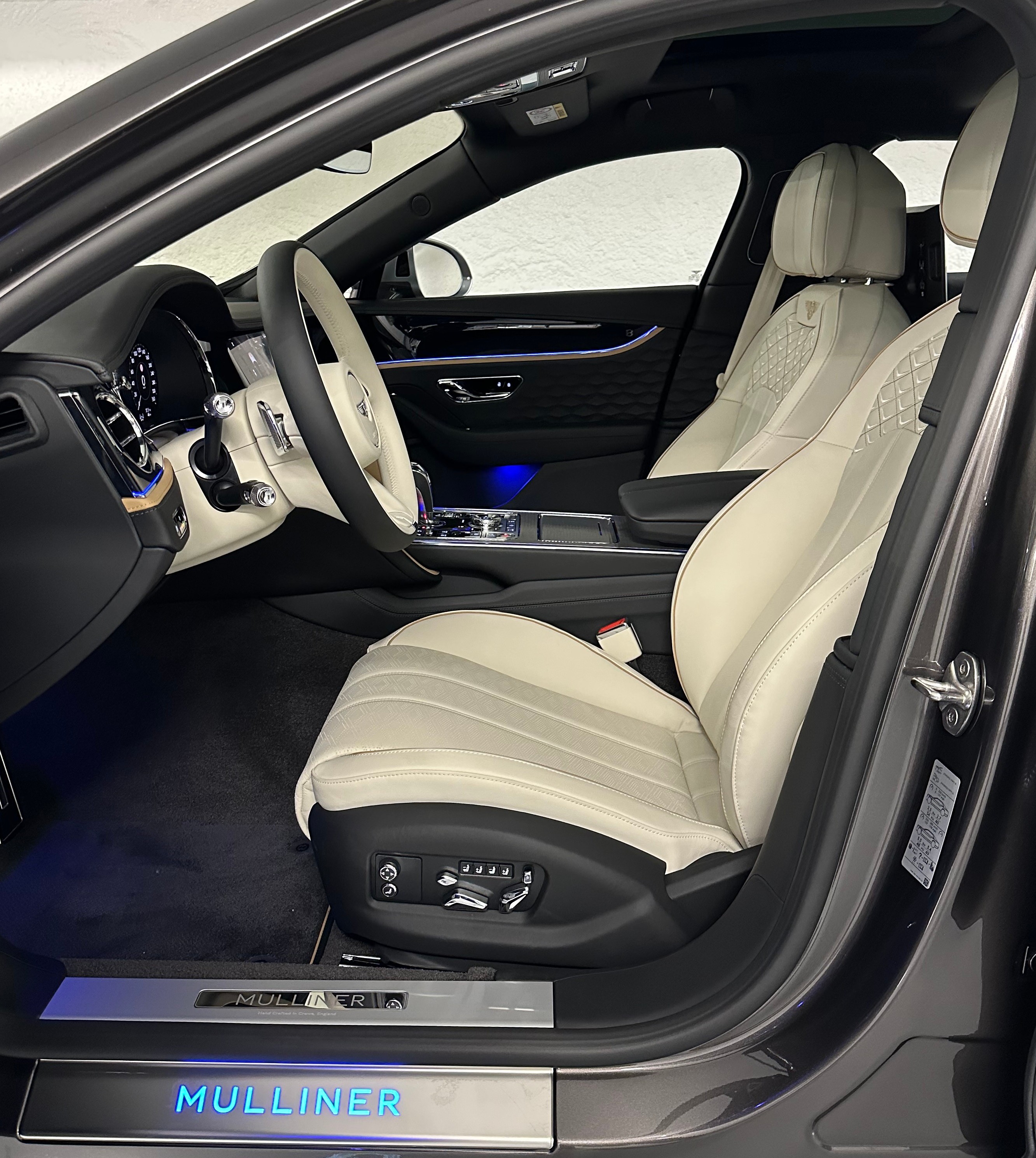 Image BENTLEY FLYING-SPUR FLYING SPUR V8 Mulliner 782 Ch