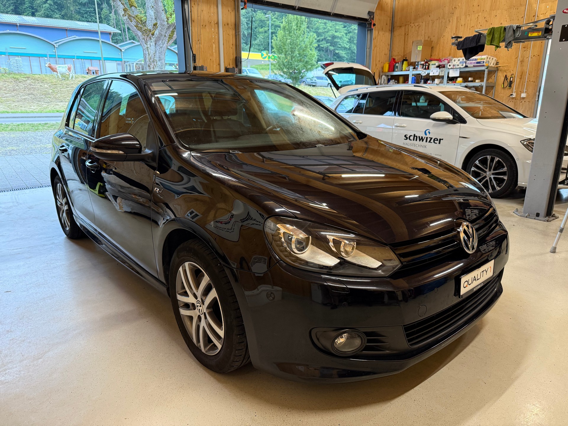 VW Golf 1.4 TSI Team DSG-showroom-element-2