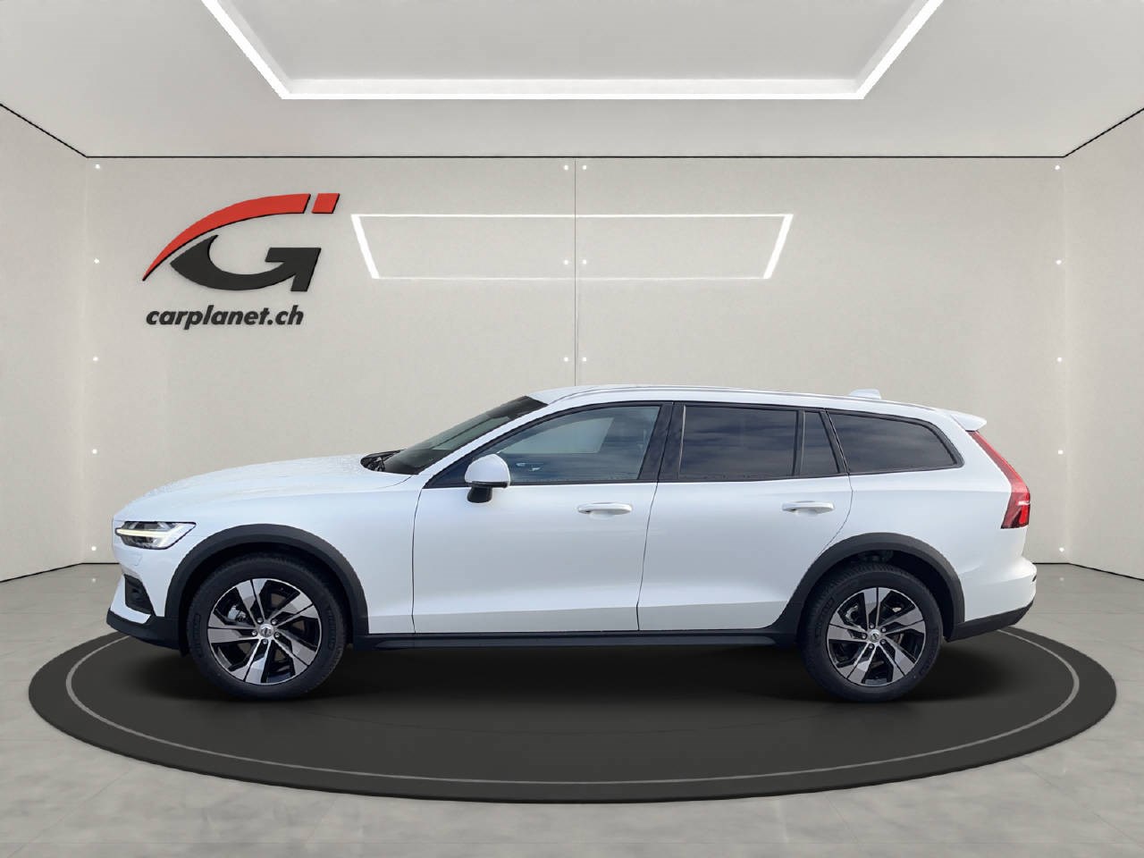 VOLVO V60 Cross Country 2.0 B4 Plus AWD-showroom-element-1