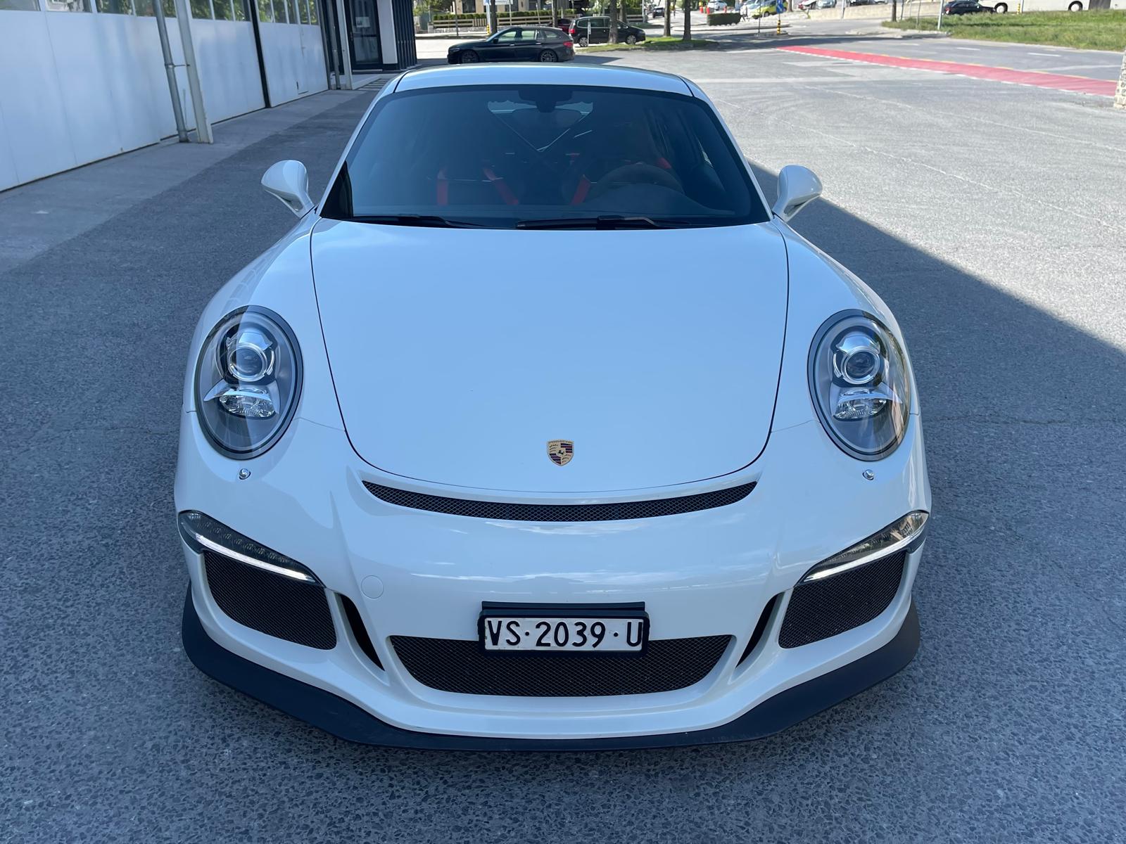 PORSCHE 911 GT3 PDK-image-5