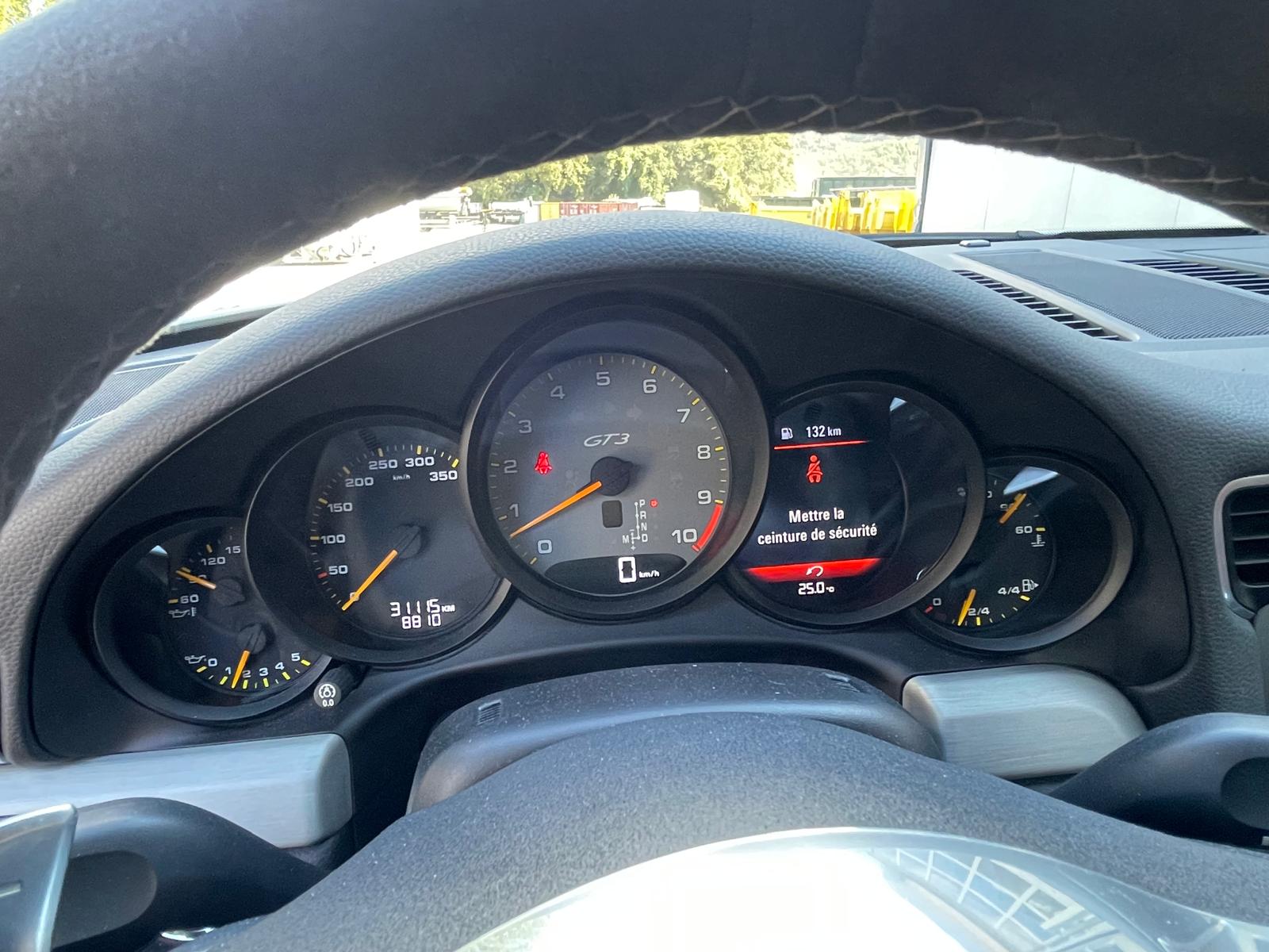 PORSCHE 911 GT3 PDK-image-11