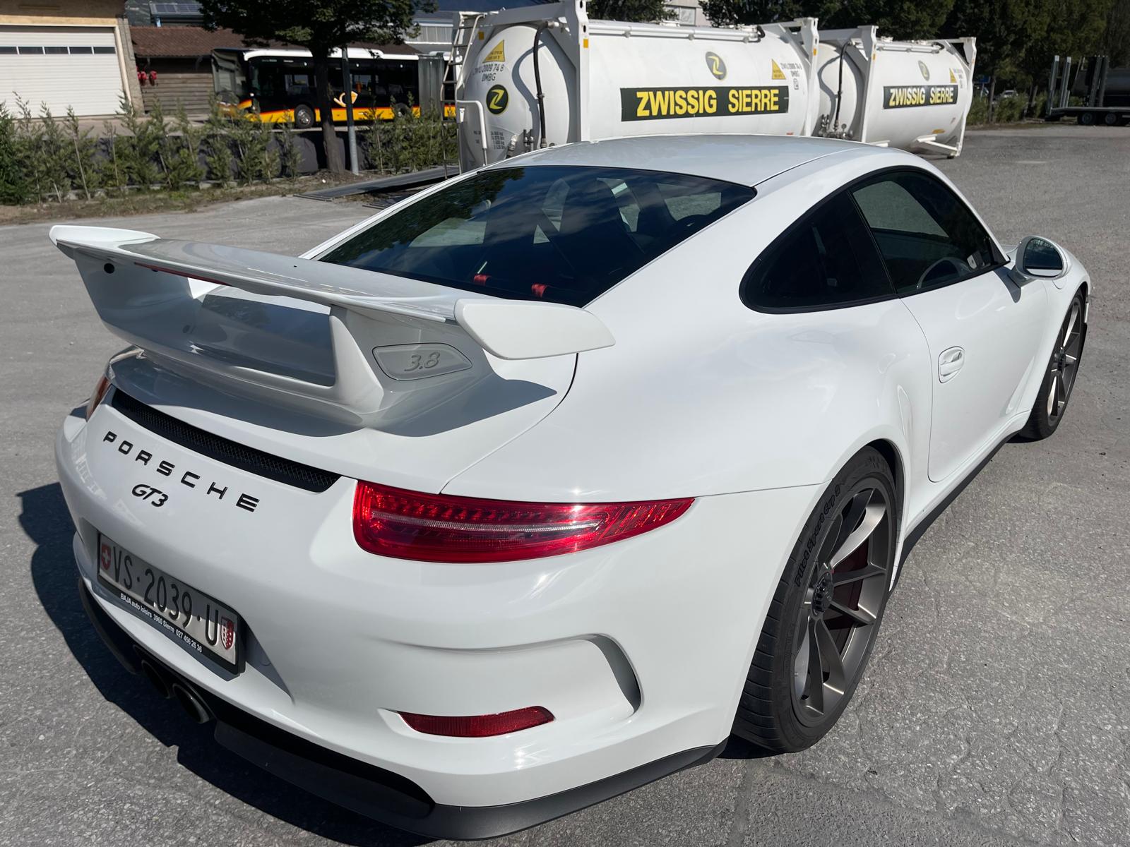 PORSCHE 911 GT3 PDK-image-3