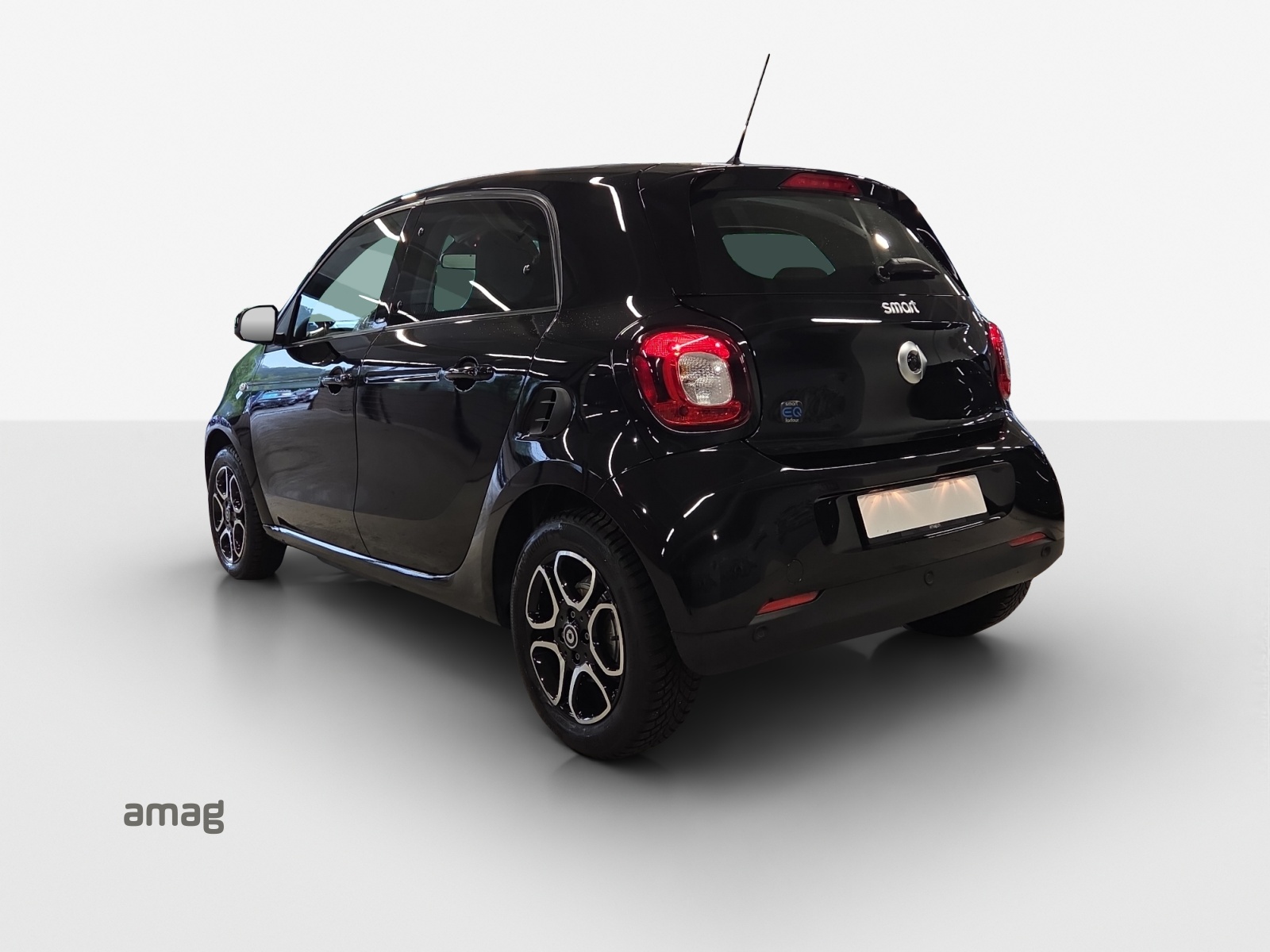 SMART forfour EQ prime-showroom-element-2