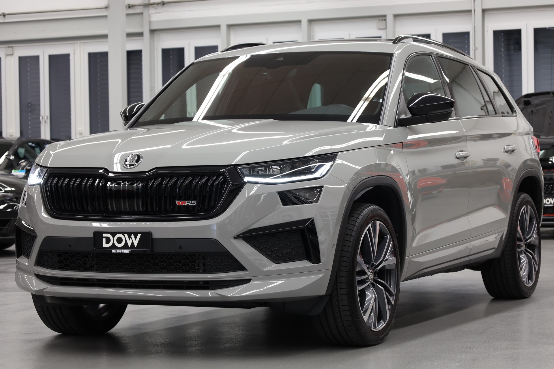 SKODA Kodiaq 2.0 TSI RS DSG-showroom-element-2