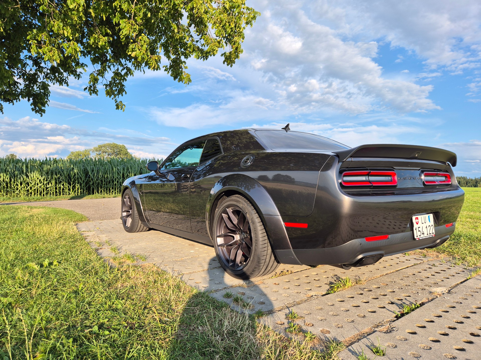 DODGE SRT Hellcat Redeye Widebody-image-5
