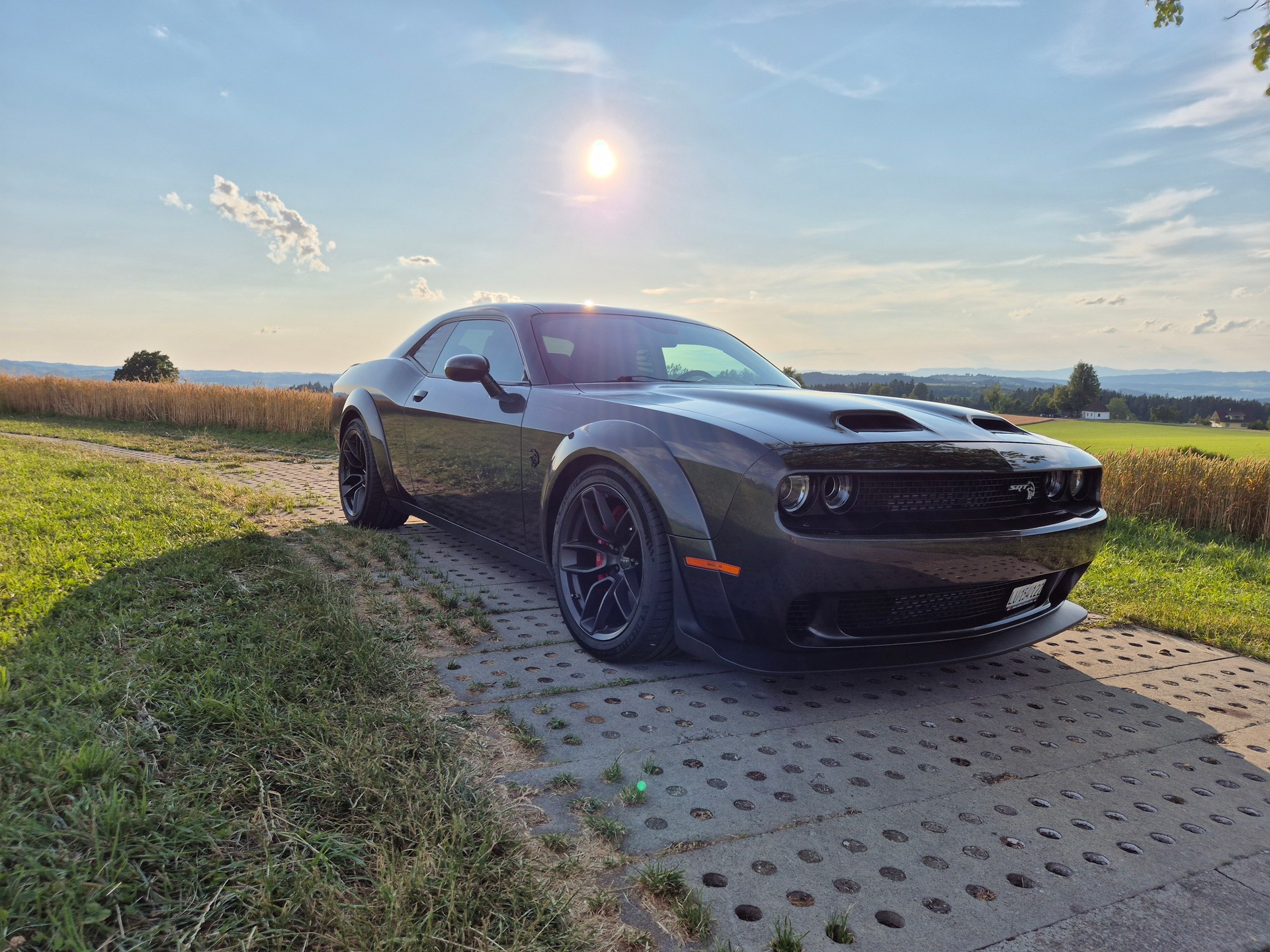 DODGE SRT Hellcat Redeye Widebody-image-1