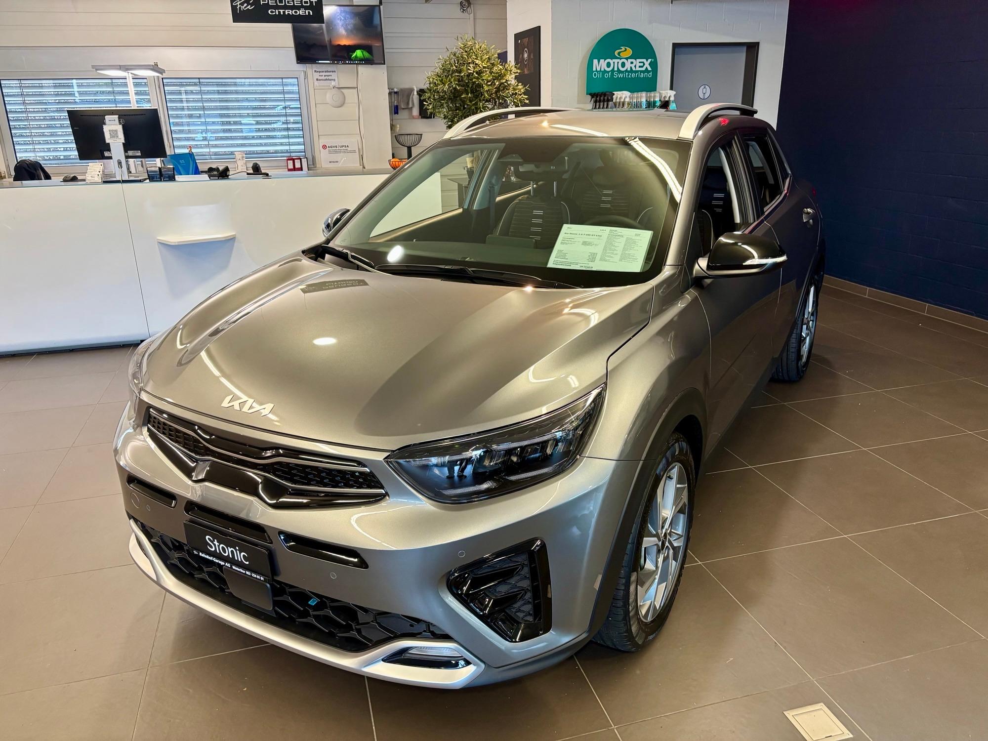 KIA Stonic 1.0 T-GDi GT-Line (SUV / Geländewagen) KIA KIA Stonic 1.0 T-GDi GT-Line (SUV / Geländewagen)