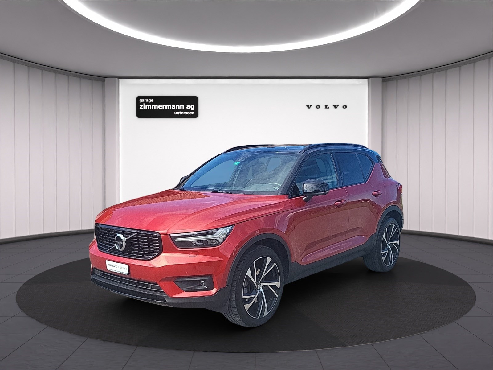 VOLVO XC40 2.0 B5 MH R-Design (SUV / Gelndewagen)