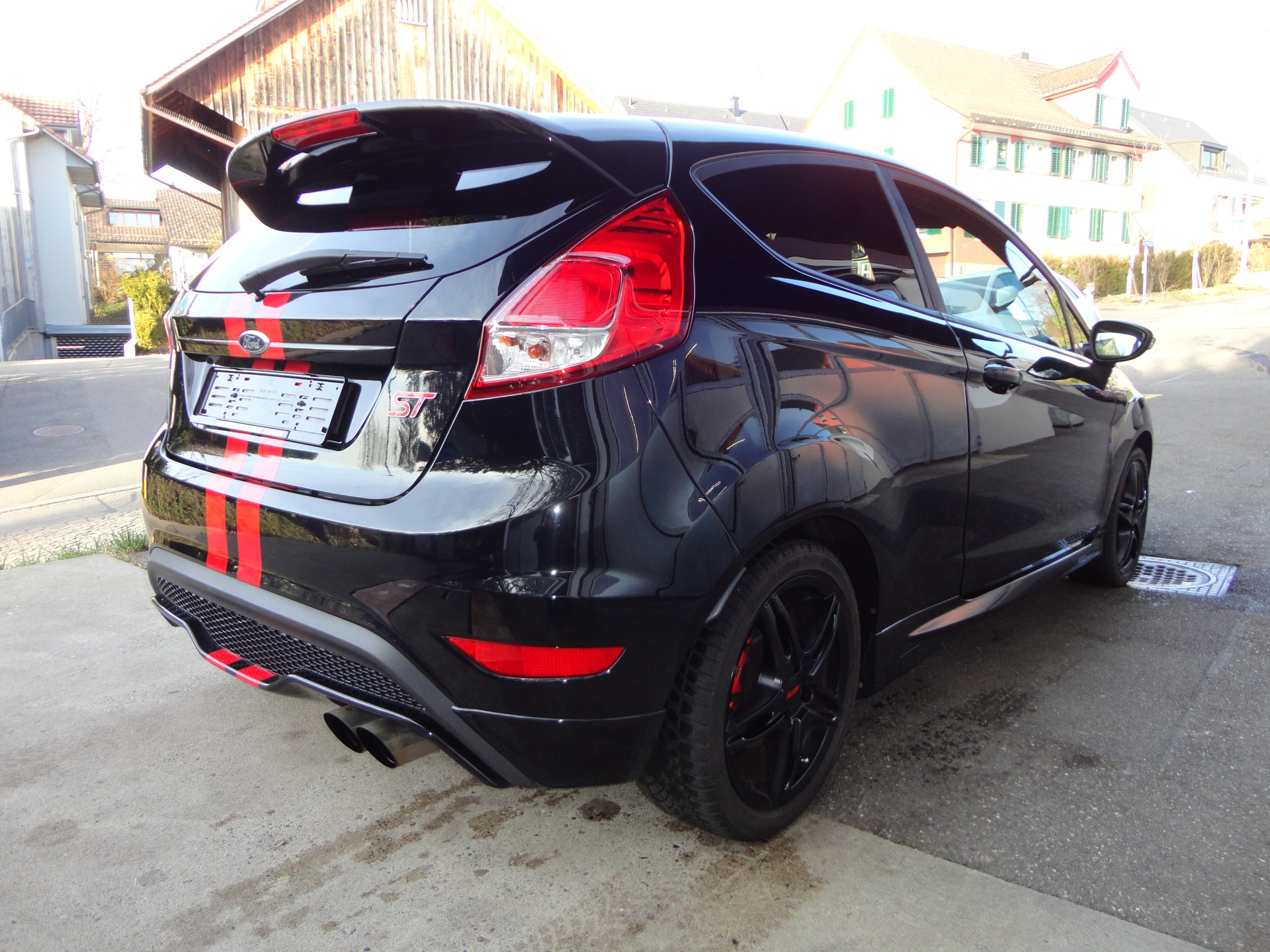 FORD Fiesta 1.6 SCTi ST-1-image-4