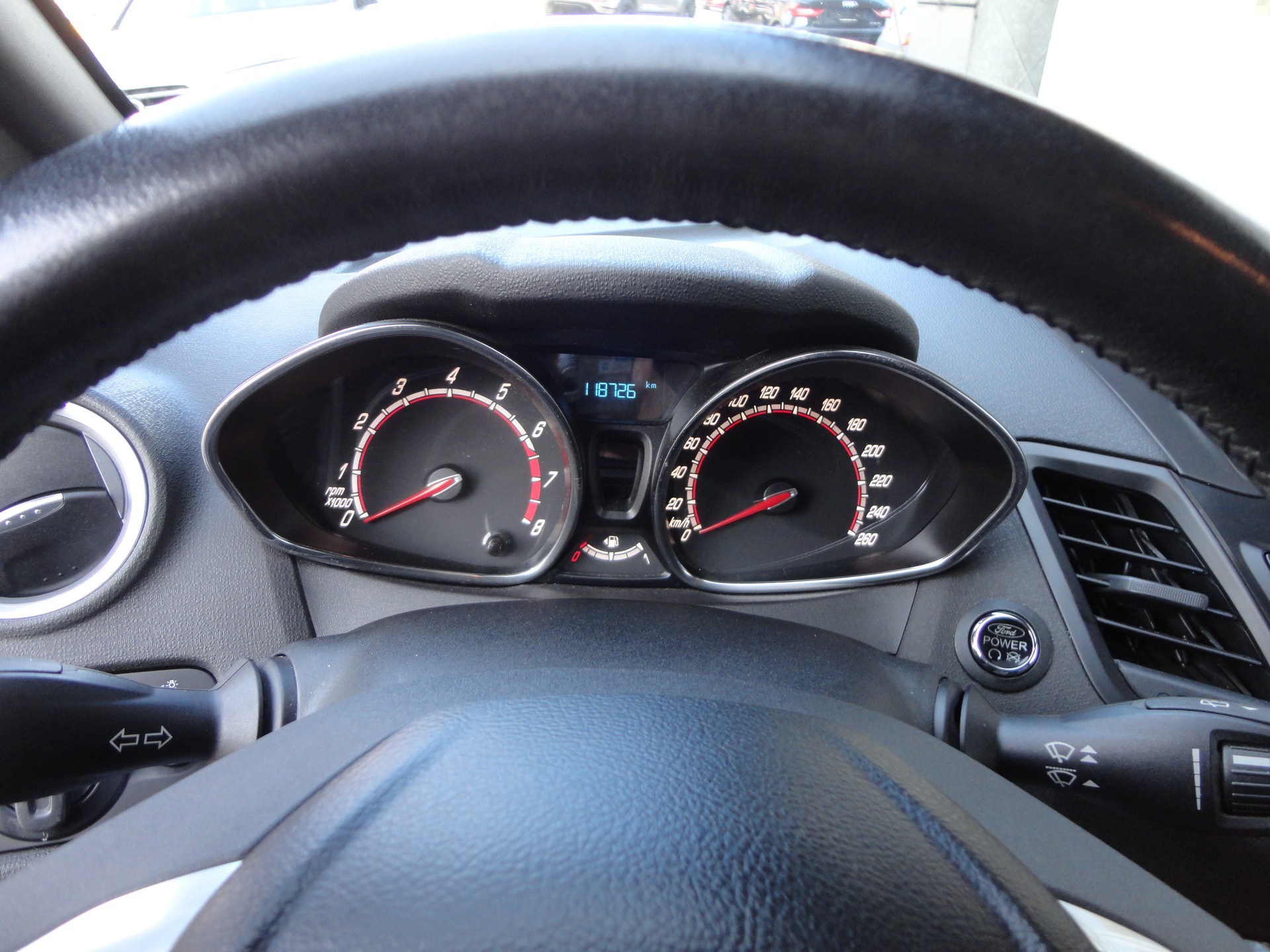 FORD Fiesta 1.6 SCTi ST-1-image-7
