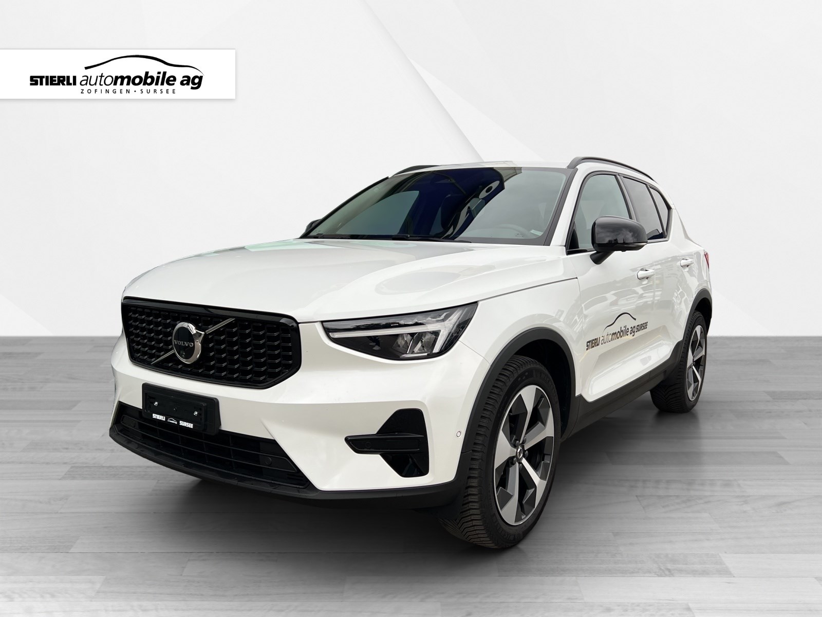 VOLVO XC40 2.0 B4 MH Plus Dark