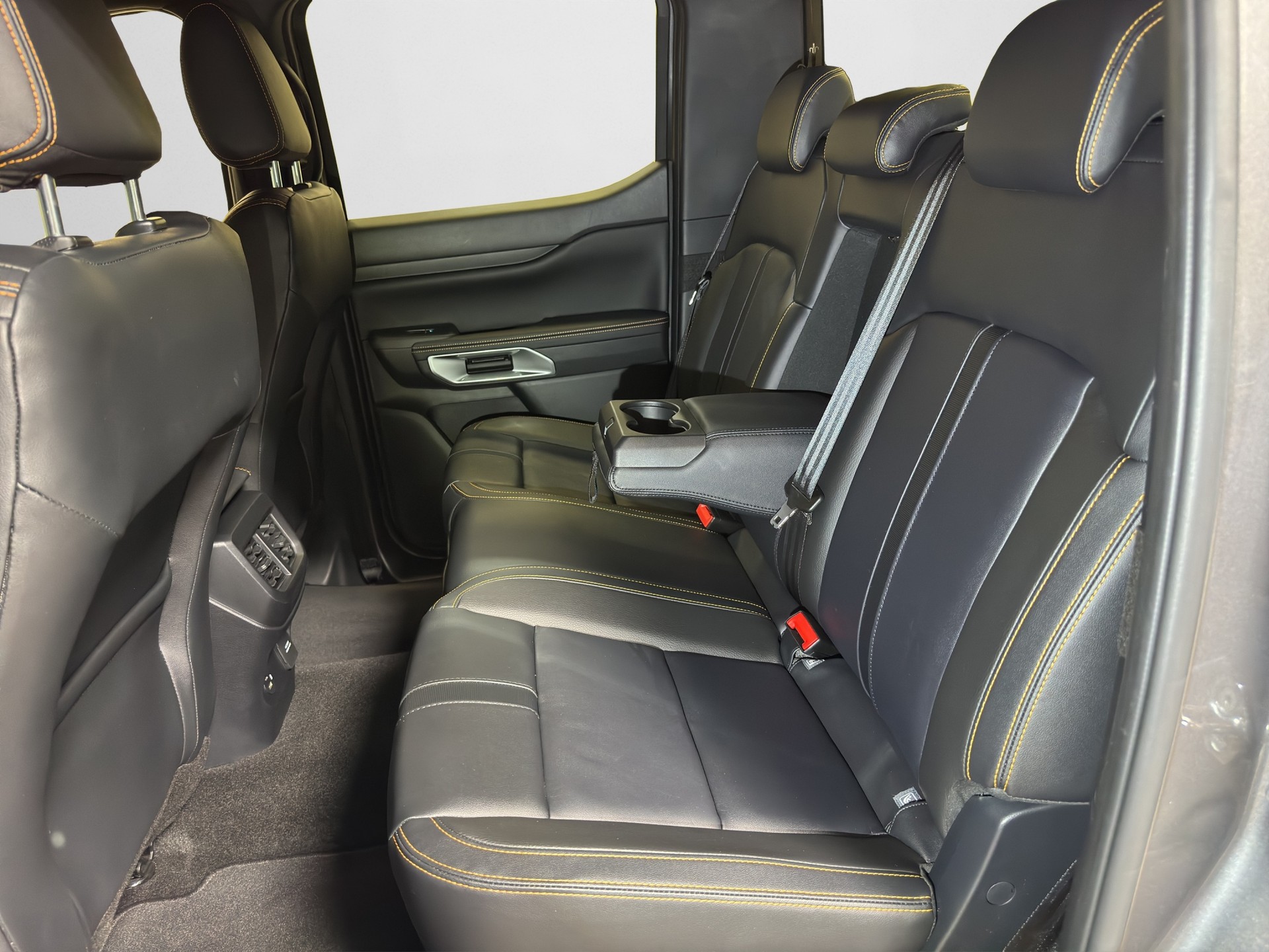 FORD Ranger Wildtrak 3.0 Eco Blue e-4WD Automat-image-10