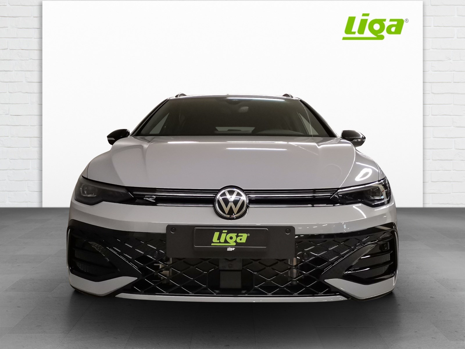 VW Golf VIII Variant 1.5 eTSI R-Line DSG-showroom-element-2