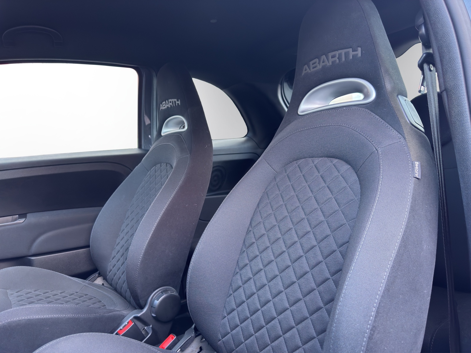 Image FIAT 595-ABARTH 595 1.4 16V Turbo Abarth