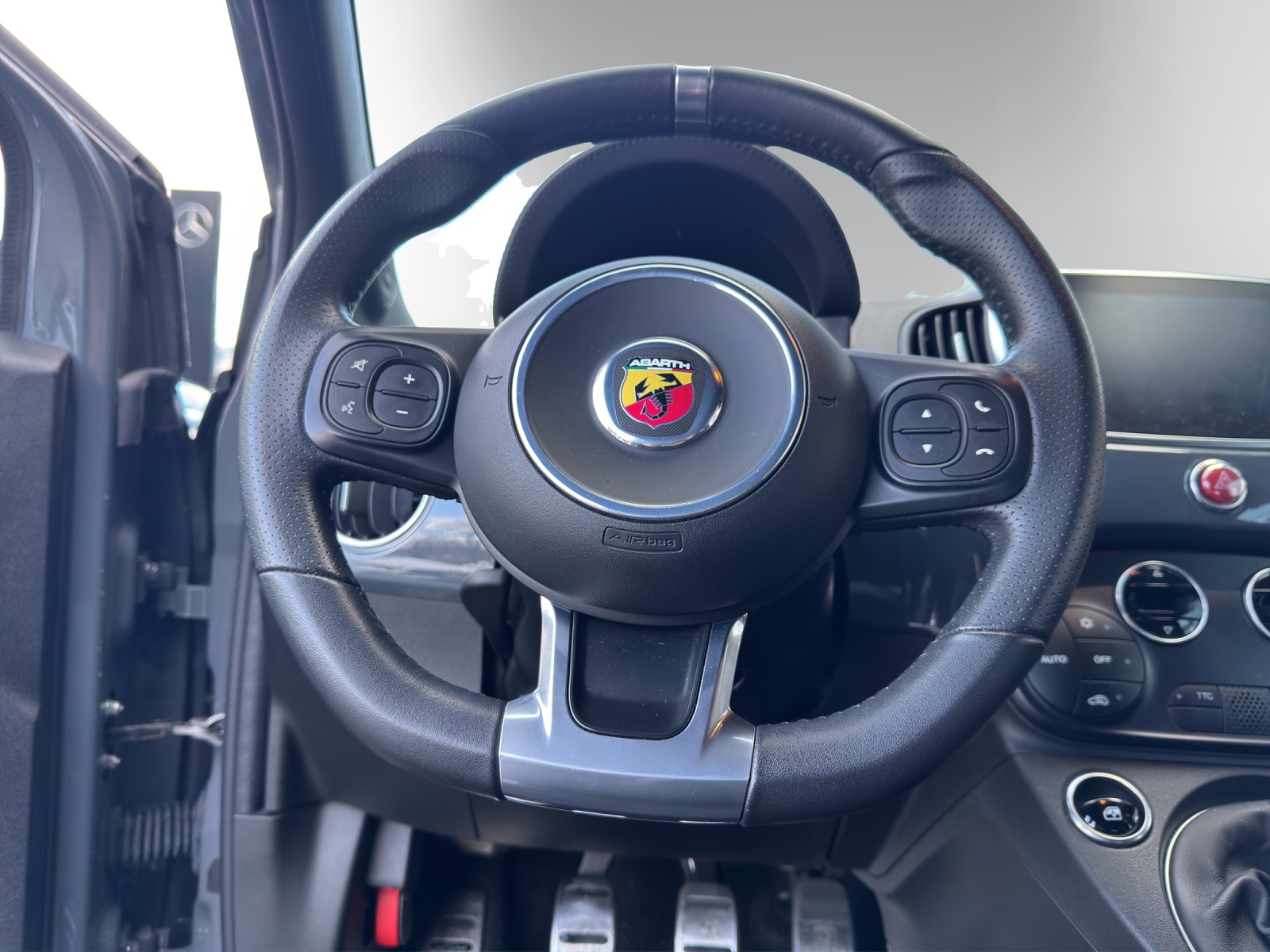 Image FIAT 595-ABARTH 595 1.4 16V Turbo Abarth