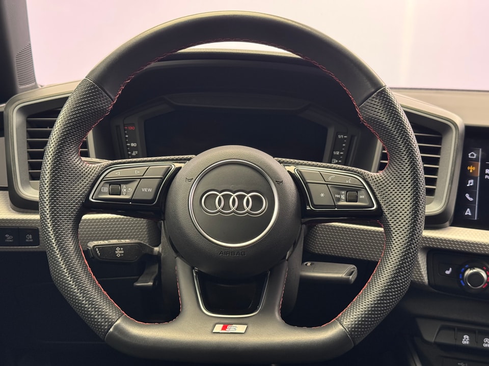 A1 Sportback 1.5 35 TFSI S Line S-Tronic