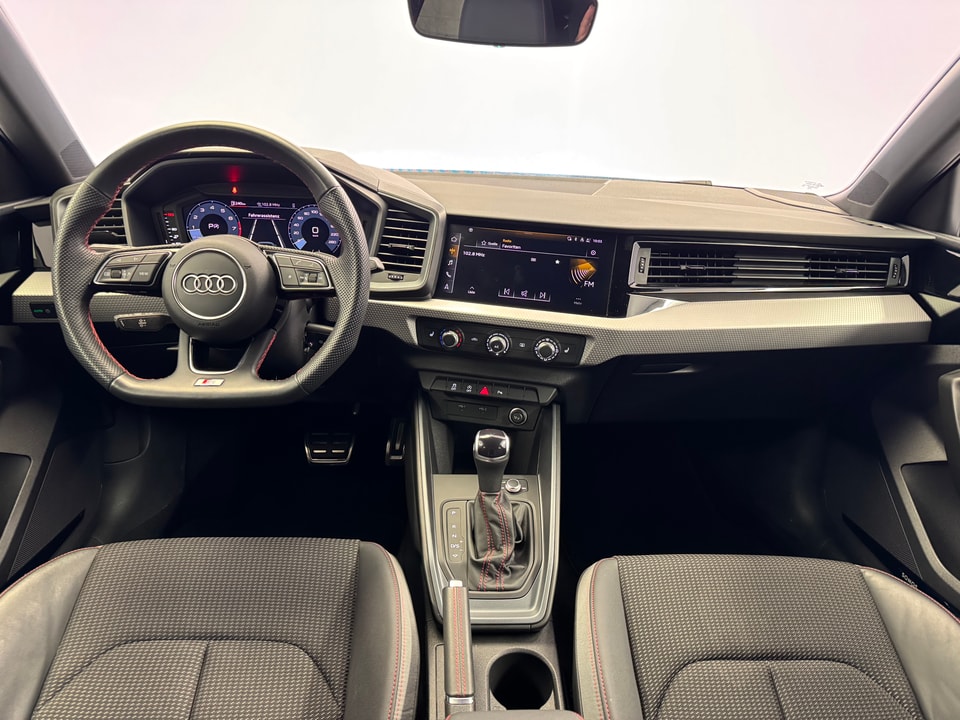 A1 Sportback 1.5 35 TFSI S Line S-Tronic