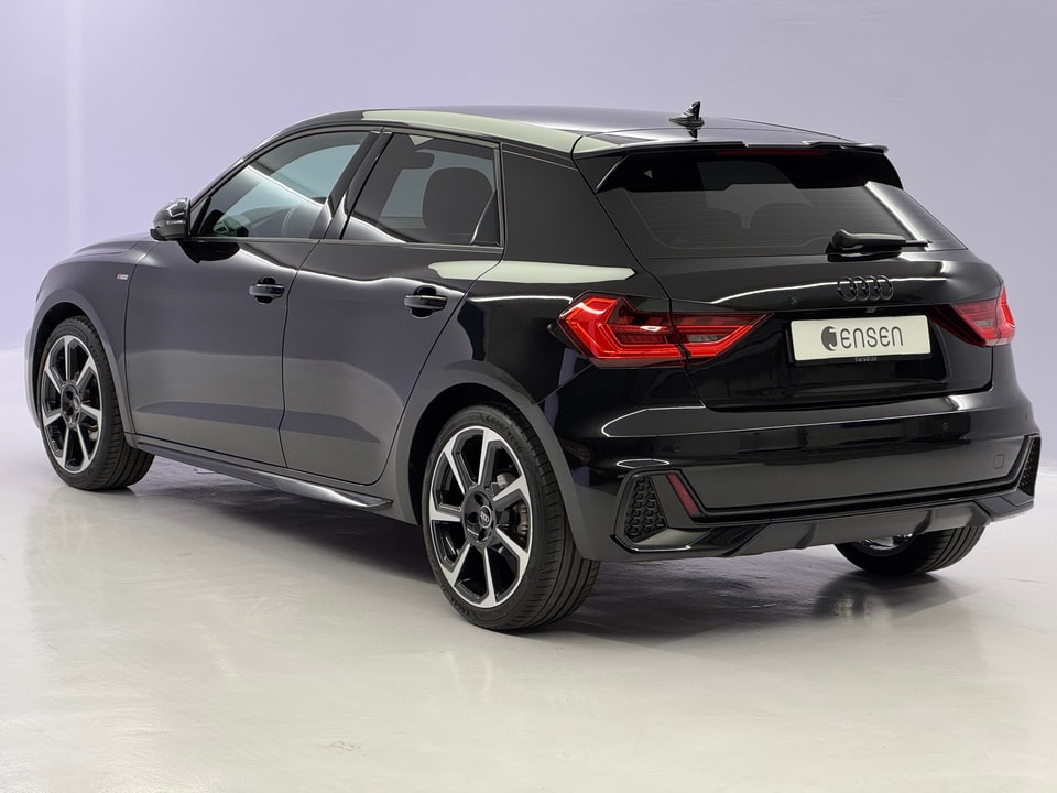 A1 Sportback 1.5 35 TFSI S Line S-Tronic