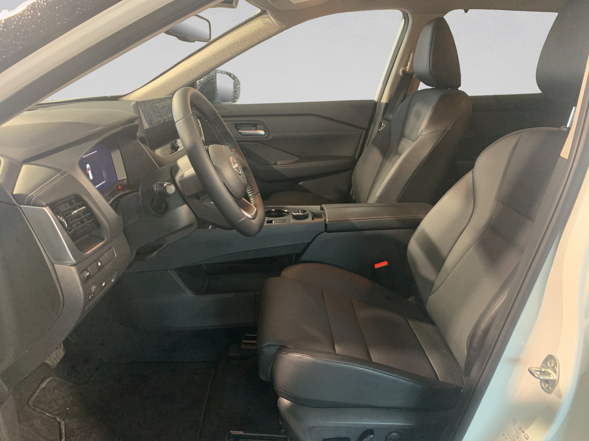 NISSAN X-Trail 1.5 VC-T e-Power 4WD 7 Sitze N-Trek-image-8