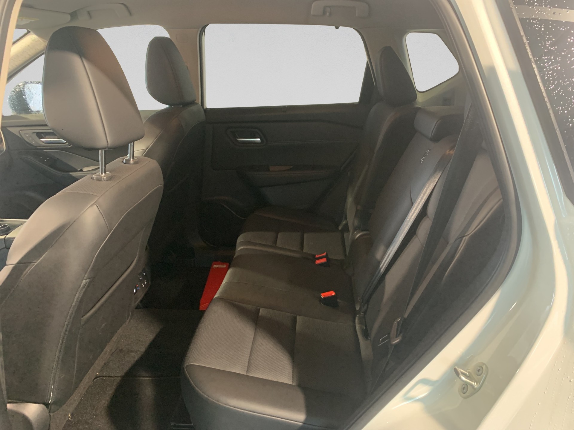 NISSAN X-Trail 1.5 VC-T e-Power 4WD 7 Sitze N-Trek-image-14