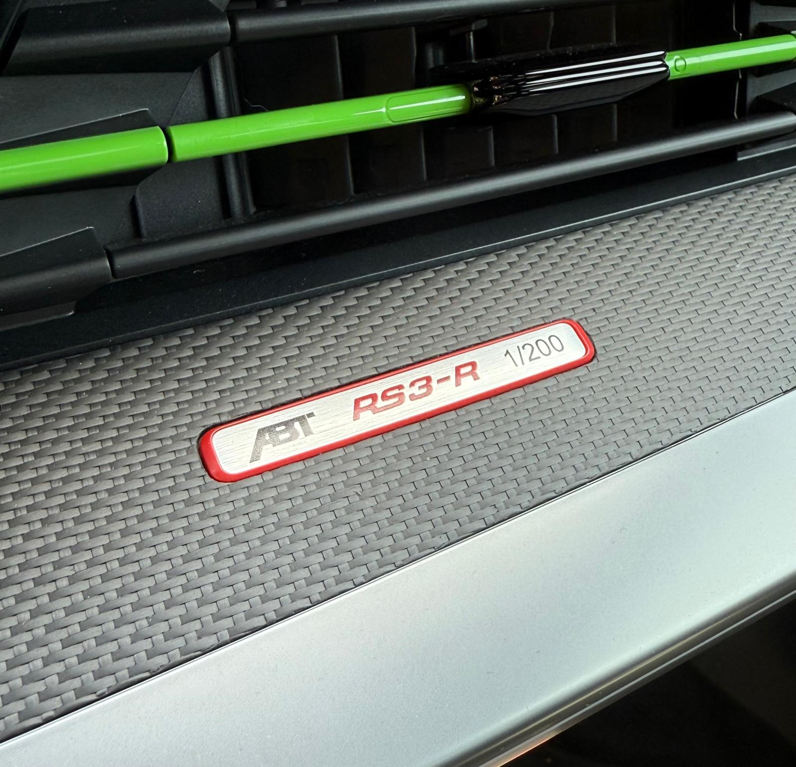 AUDI RS3 Sportback 2.5 TSI quattro S-tronic-image-8