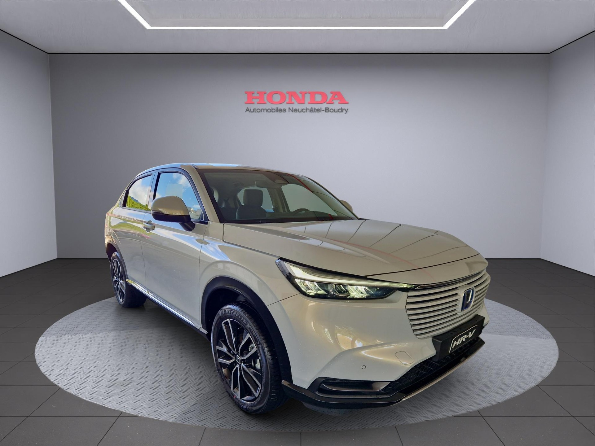HONDA HR-V 1.5 i-MMD Advance-showroom-element-1