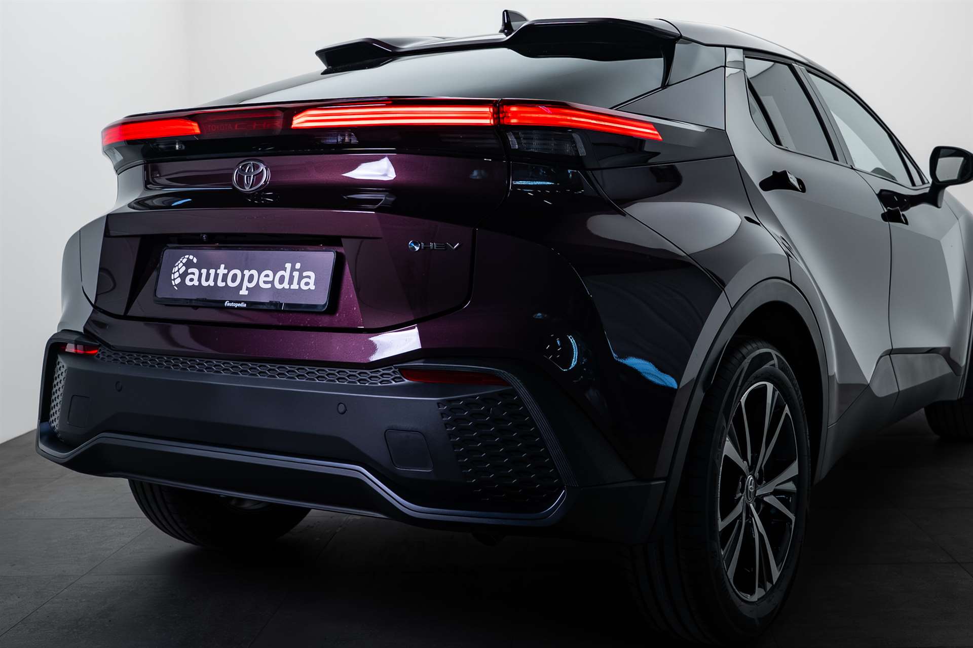 TOYOTA C-HR 1.8 HSD NEW Trend CVT-AUTOMAT -33%-showroom-element-3