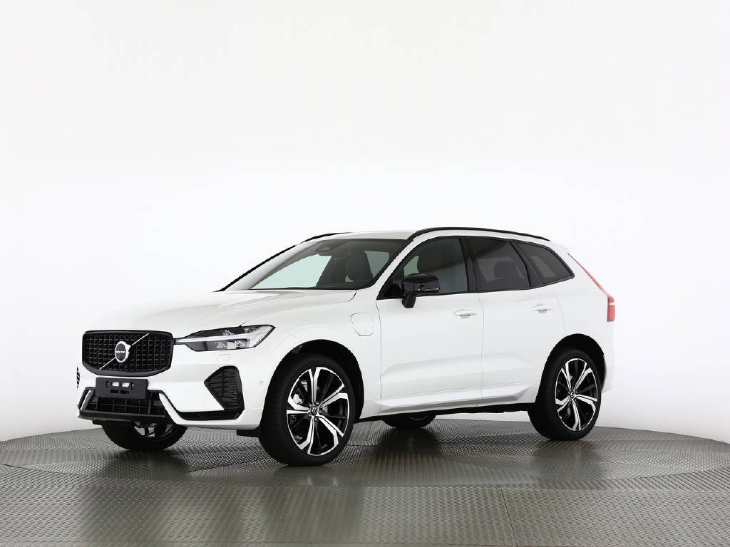 VOLVO XC60 2.0 T6 TE XCENTRIC Ultra Dark eAWD 18.8 kWh