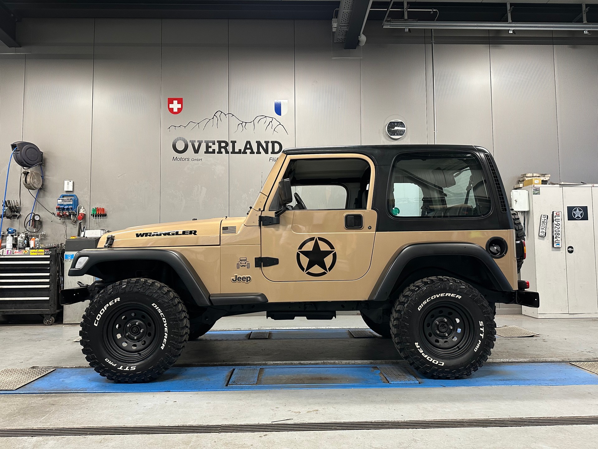 JEEP Wrangler 4.0 Sahara Hardtop-showroom-element-2