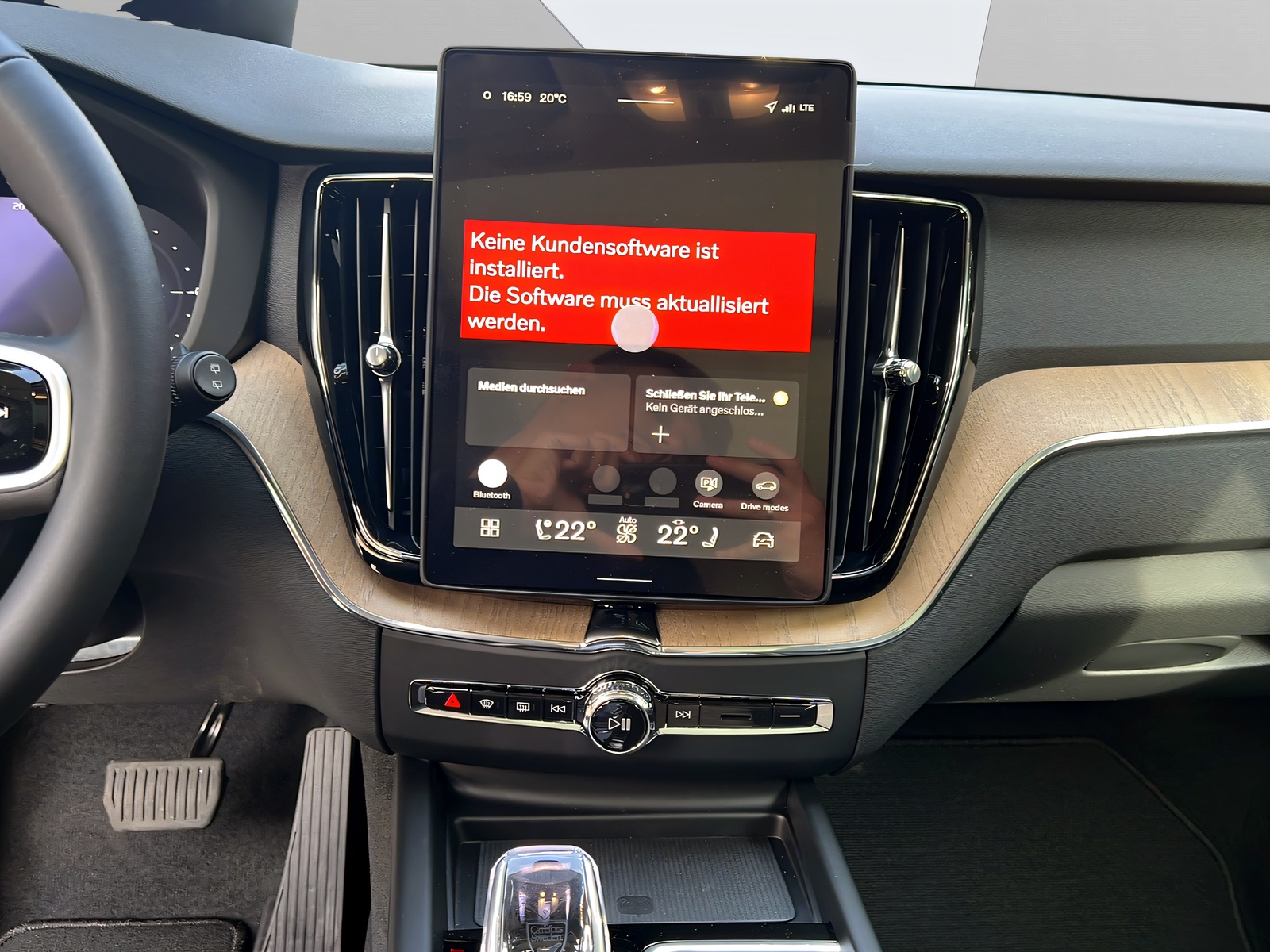 Image VOLVO XC60 XC60 2.0 T6 TE Plus Dark eAWD