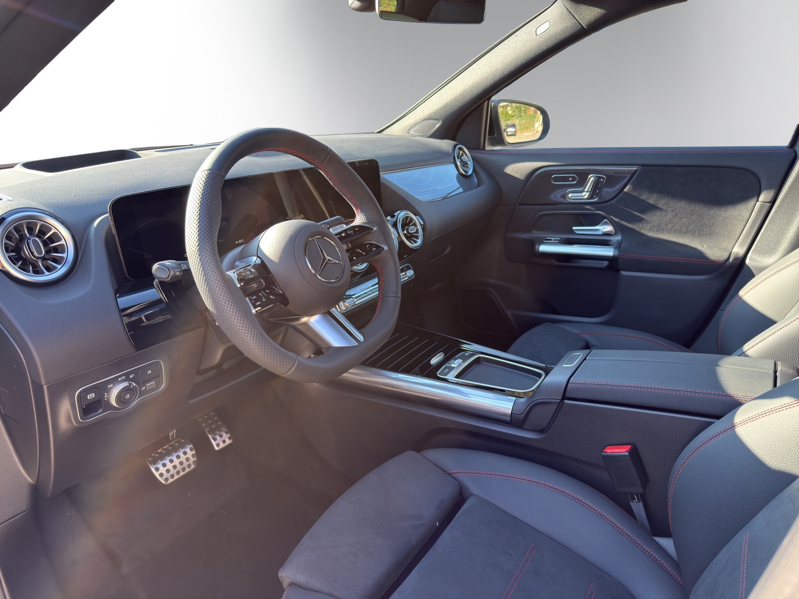 Image MERCEDES-BENZ GLA-250 GLA 250 e EQ Star 8G-DCT