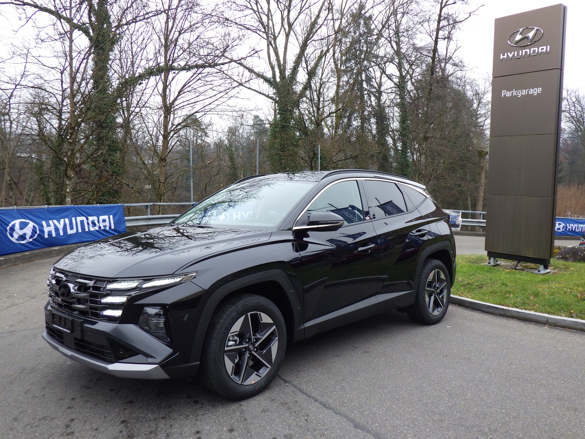HYUNDAI Tucson 1.6 TGDI HEV Amplia 4WD